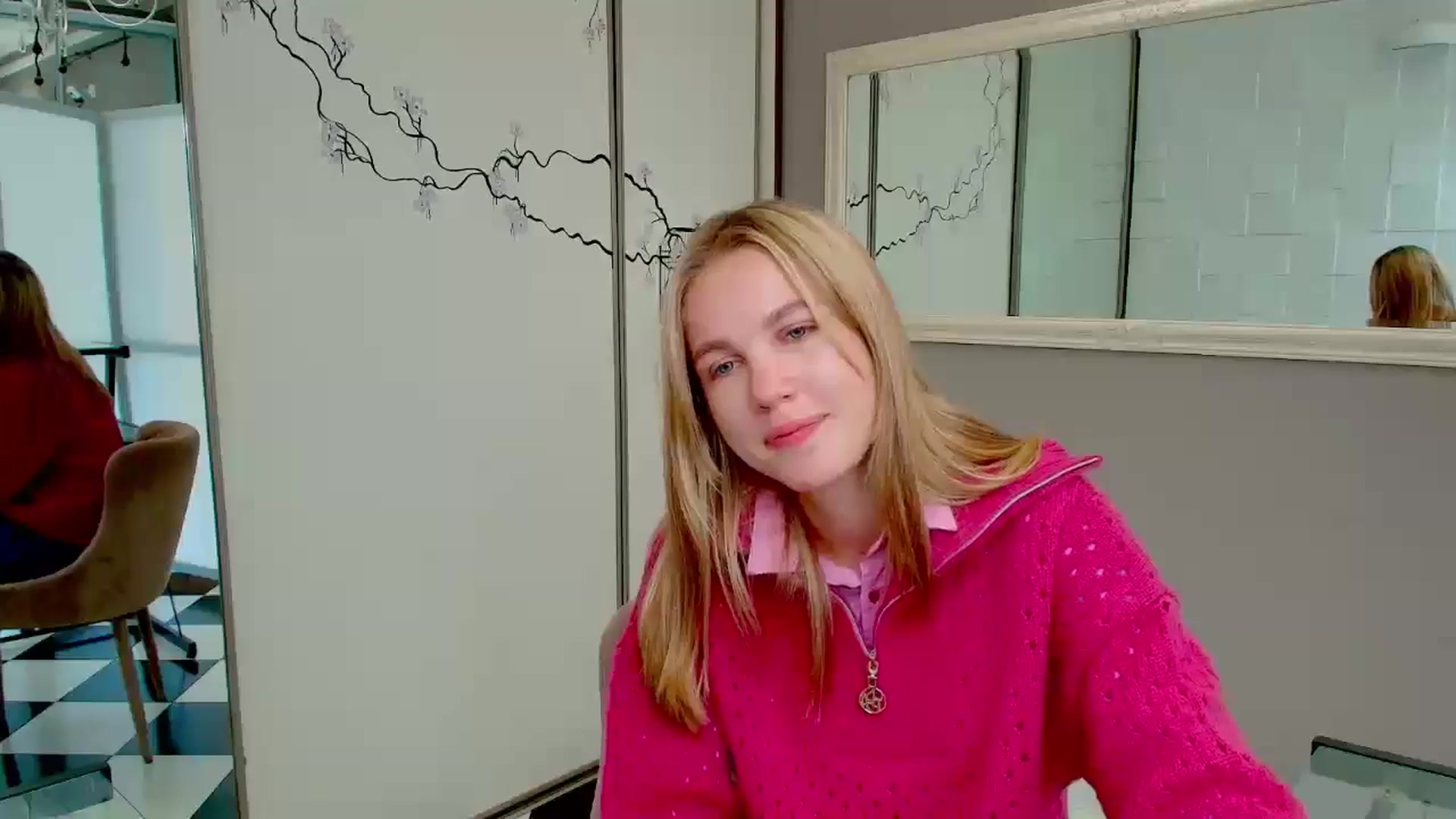 Gallery image thumbnail from Kate_Lewiss's myfreecams stream on, 10/15/2024, 08:15 image 10 of 20