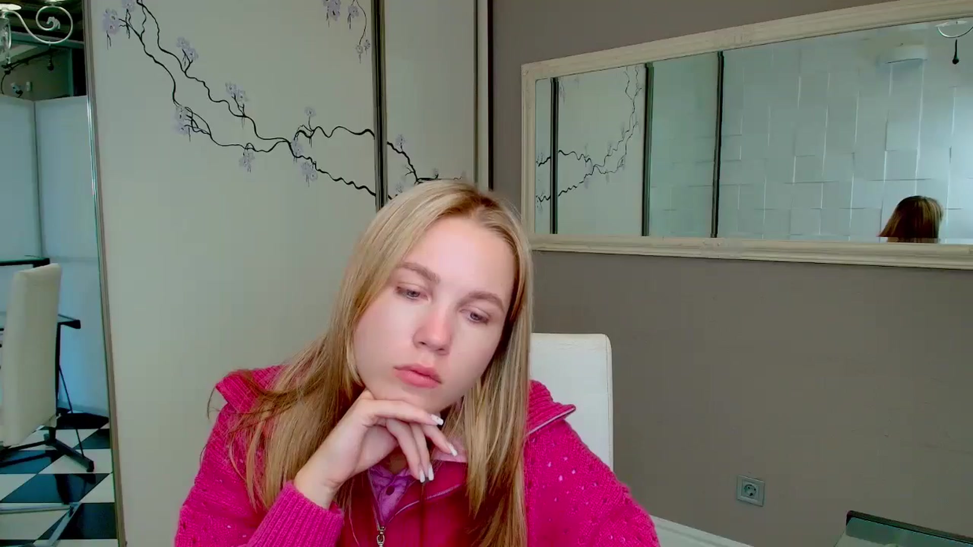 Gallery image thumbnail from Kate_Lewiss's myfreecams stream on, 10/15/2024, 12:16 image 11 of 20