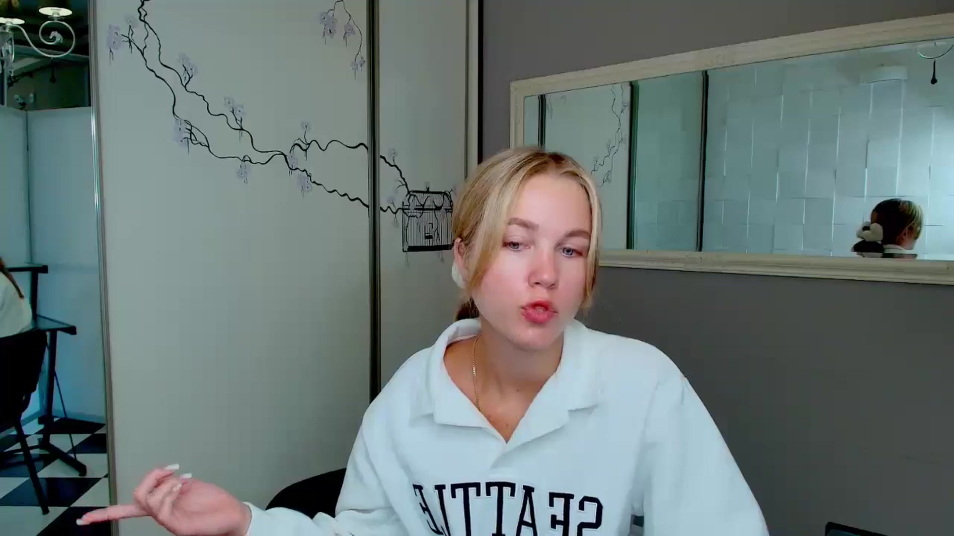Gallery image thumbnail from Kate_Lewiss's myfreecams stream on, 10/16/2024, 06:58 image 15 of 20