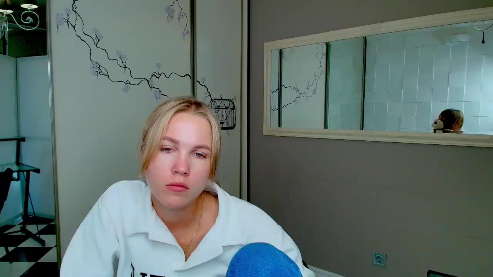 Gallery image thumbnail from Kate_Lewiss's myfreecams stream on, 10/16/2024, 10:02 image 1 of 20