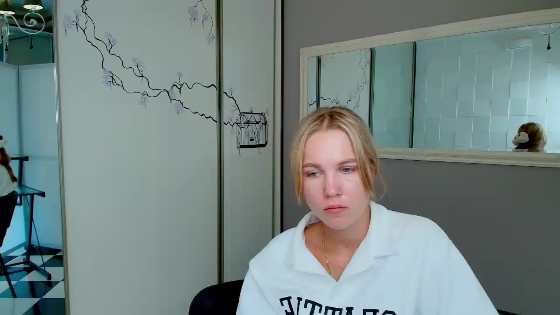 Gallery image thumbnail from Kate_Lewiss's myfreecams stream on, 10/16/2024, 11:01 image 1 of 20