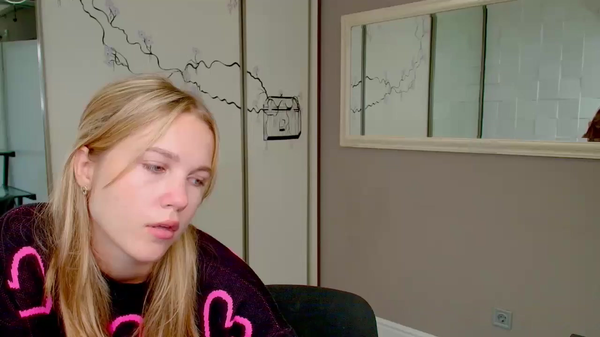 Gallery image thumbnail from Kate_Lewiss's myfreecams stream on, 10/17/2024, 06:13 image 17 of 20