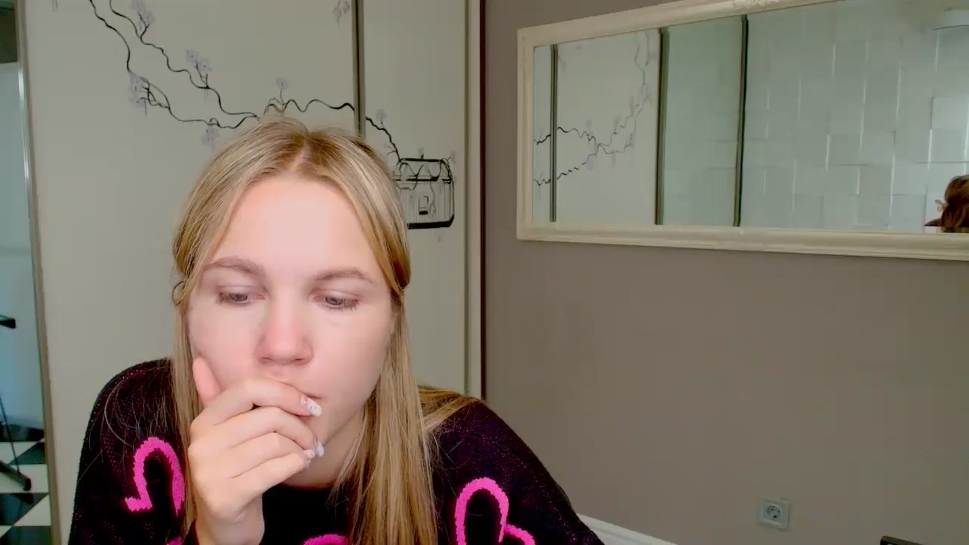 Gallery image thumbnail from Kate_Lewiss's myfreecams stream on, 10/17/2024, 08:33 image 9 of 20