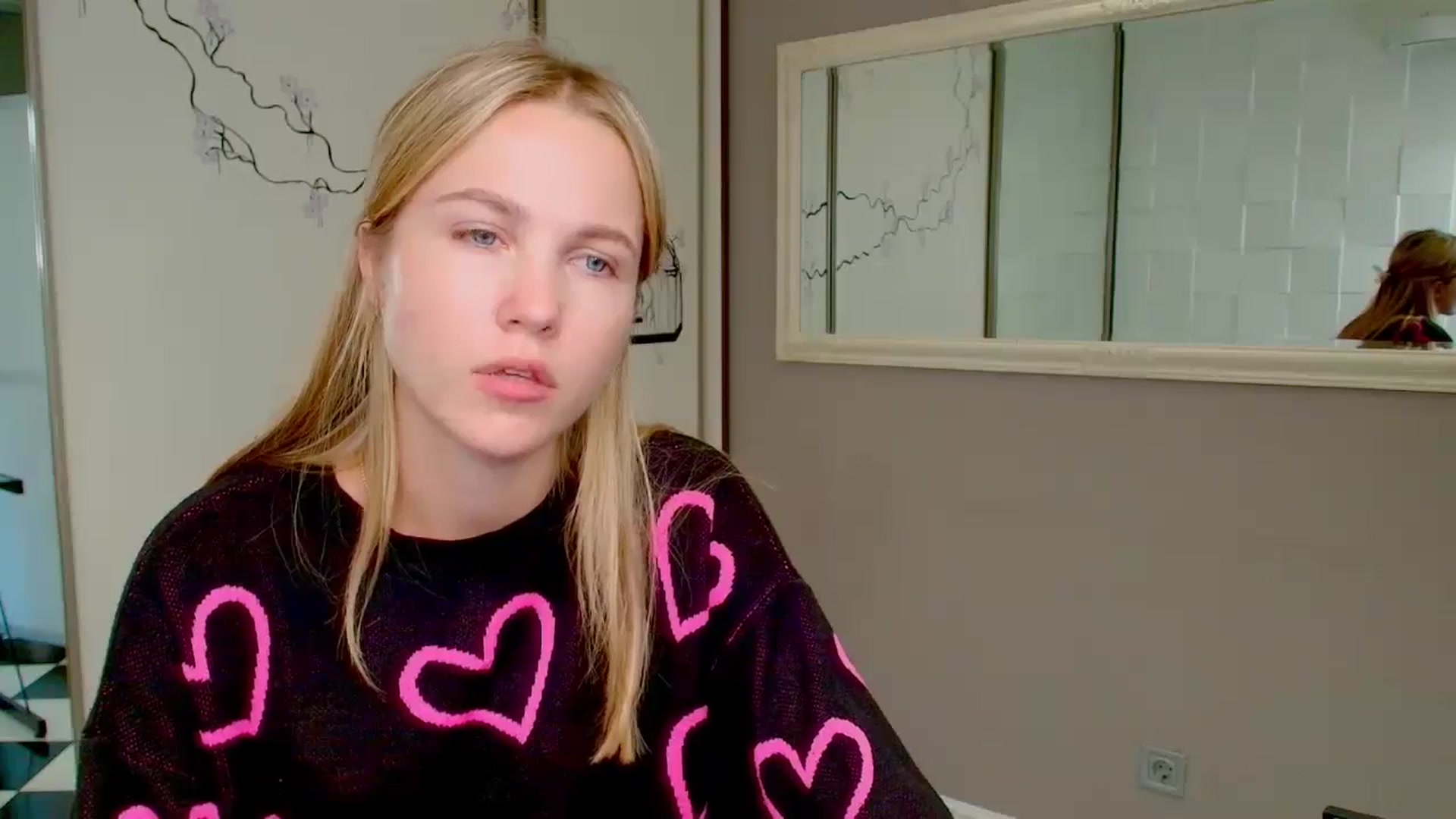 Gallery image thumbnail from Kate_Lewiss's myfreecams stream on, 10/17/2024, 09:07 image 20 of 20