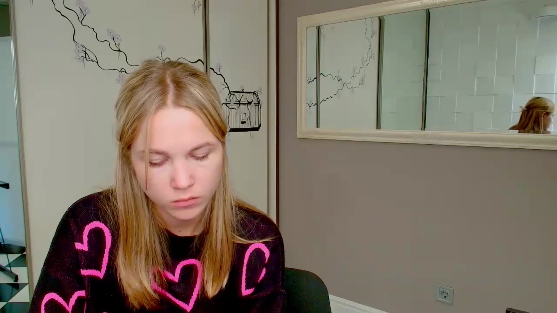 Gallery image thumbnail from Kate_Lewiss's myfreecams stream on, 10/17/2024, 09:07 image 8 of 20