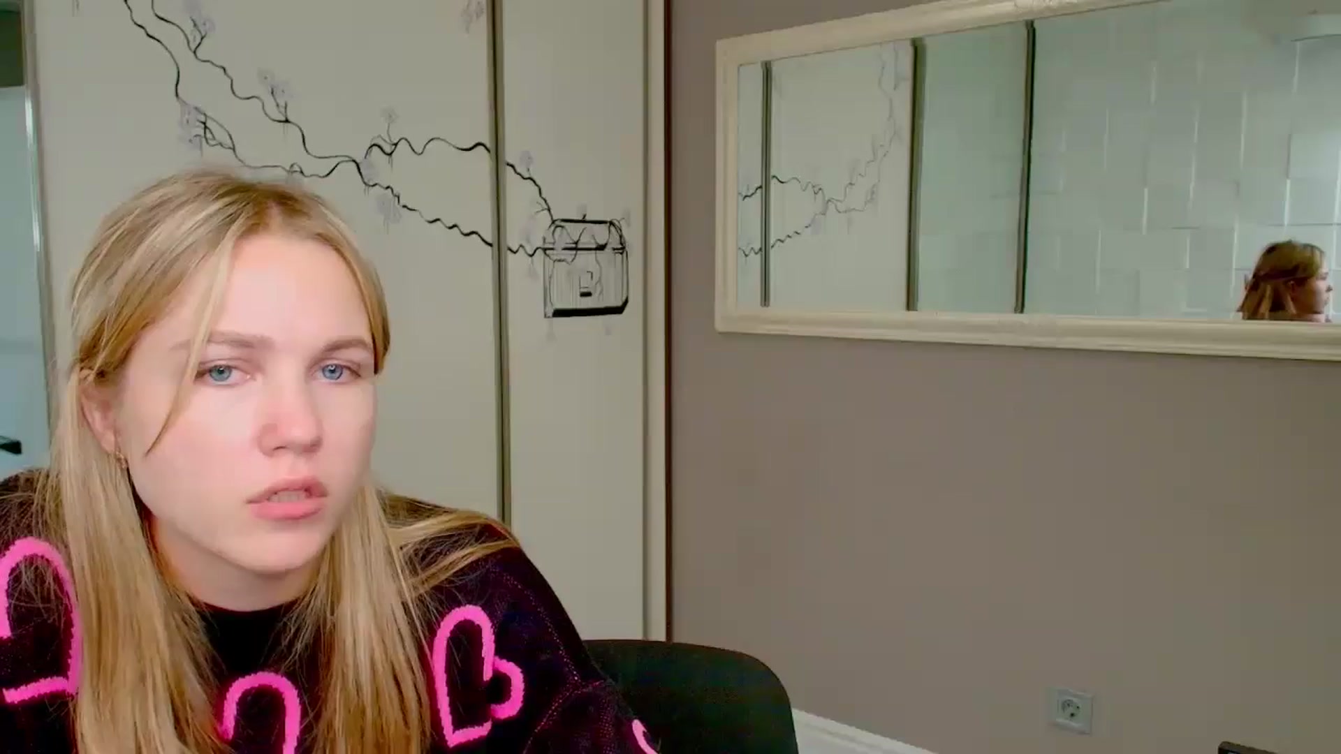 Gallery image thumbnail from Kate_Lewiss's myfreecams stream on, 10/17/2024, 09:07 image 4 of 20