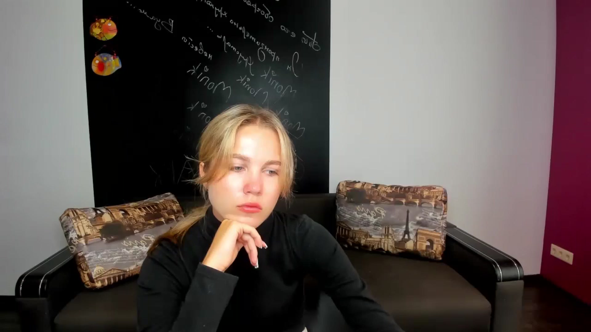 Gallery image thumbnail from Kate_Lewiss's myfreecams stream on, 10/18/2024, 06:47 image 2 of 20