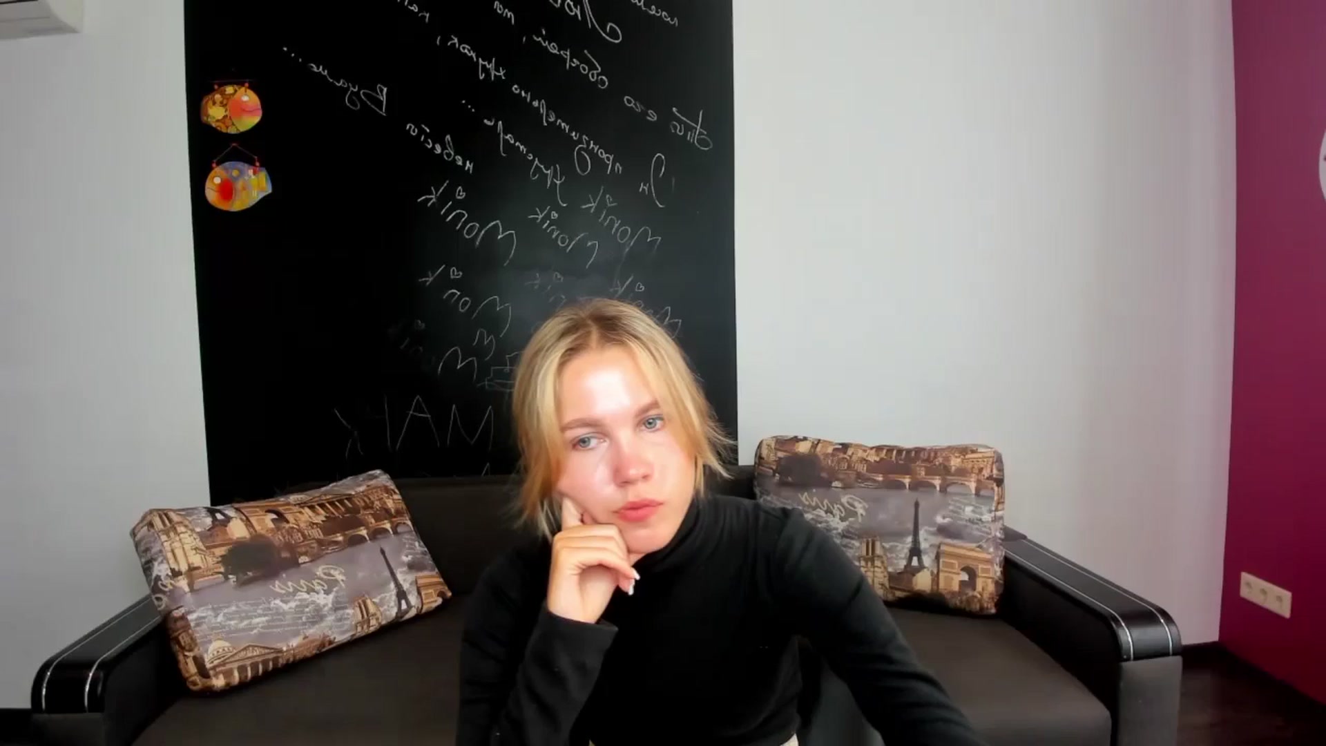 Gallery image thumbnail from Kate_Lewiss's myfreecams stream on, 10/18/2024, 08:02 image 1 of 20