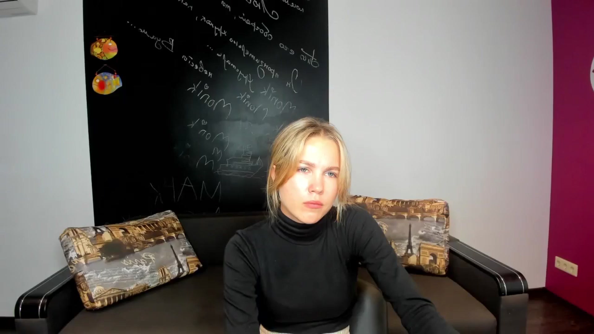 Gallery image thumbnail from Kate_Lewiss's myfreecams stream on, 10/18/2024, 10:36 image 16 of 20
