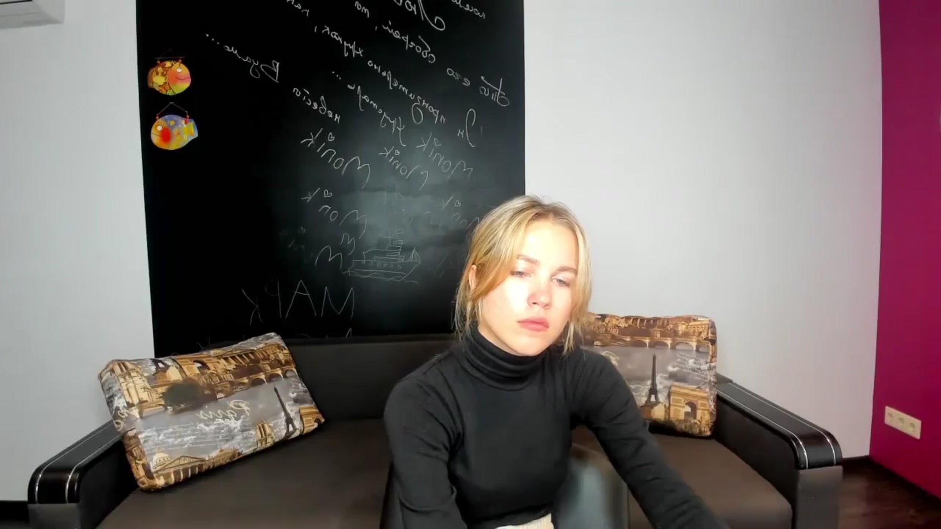 Gallery image thumbnail from Kate_Lewiss's myfreecams stream on, 10/18/2024, 10:36 image 8 of 20