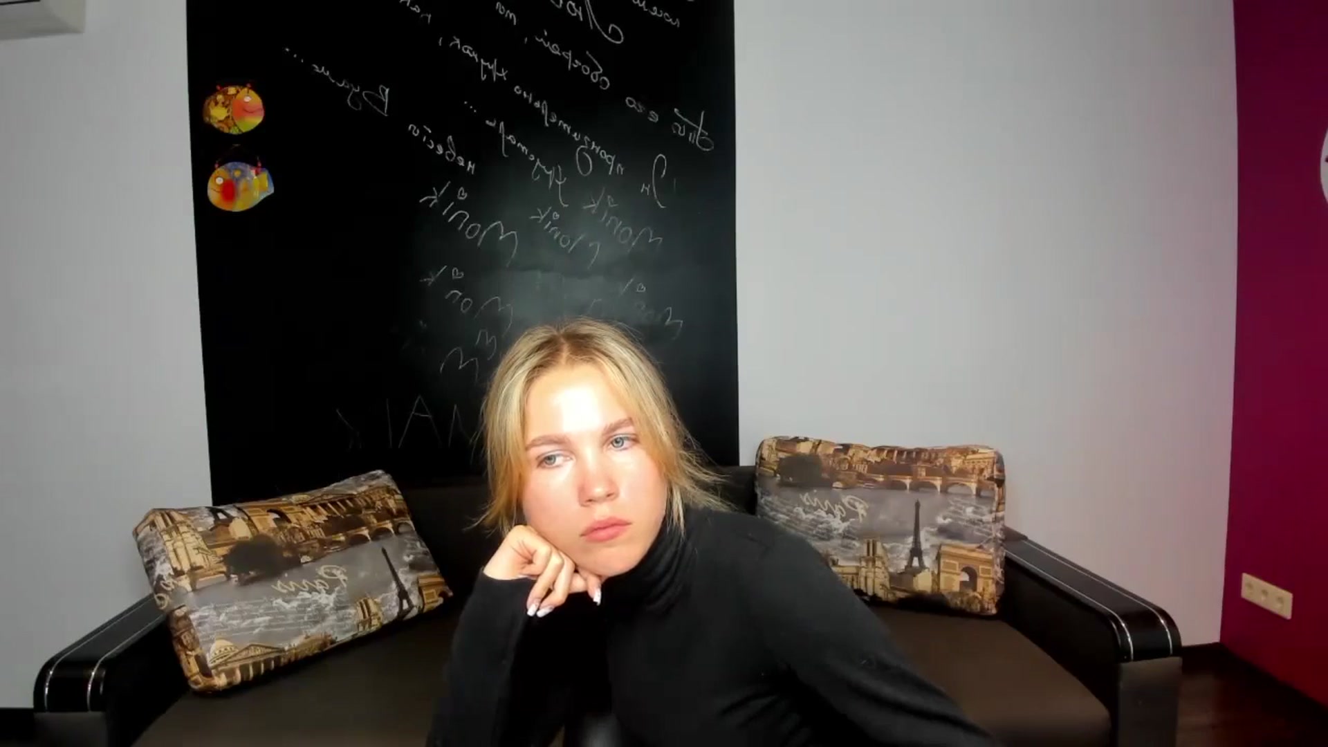 Gallery image thumbnail from Kate_Lewiss's myfreecams stream on, 10/18/2024, 10:36 image 19 of 20