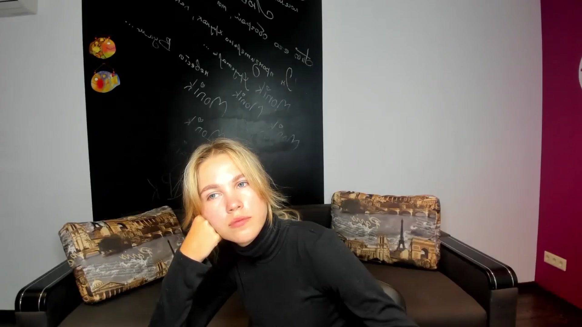 Gallery image thumbnail from Kate_Lewiss's myfreecams stream on, 10/18/2024, 11:04 image 6 of 20