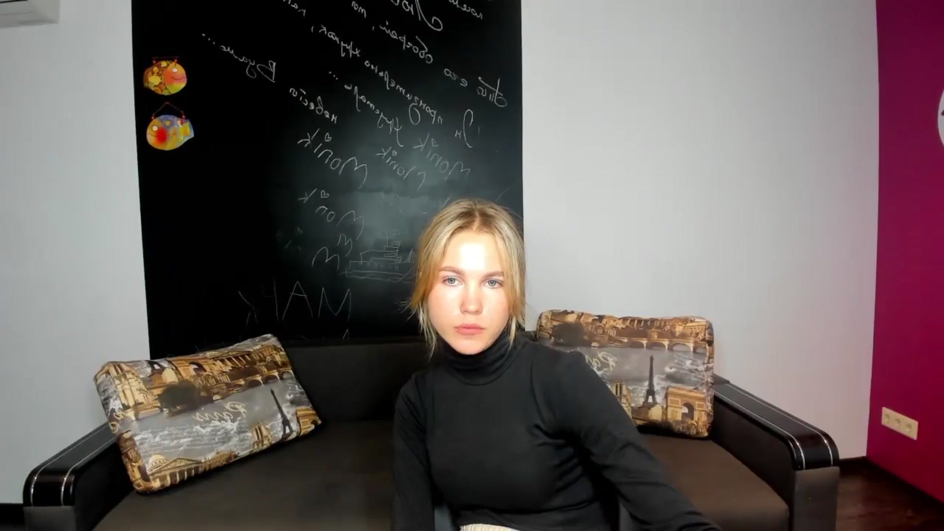 Gallery image thumbnail from Kate_Lewiss's myfreecams stream on, 10/18/2024, 11:04 image 15 of 20