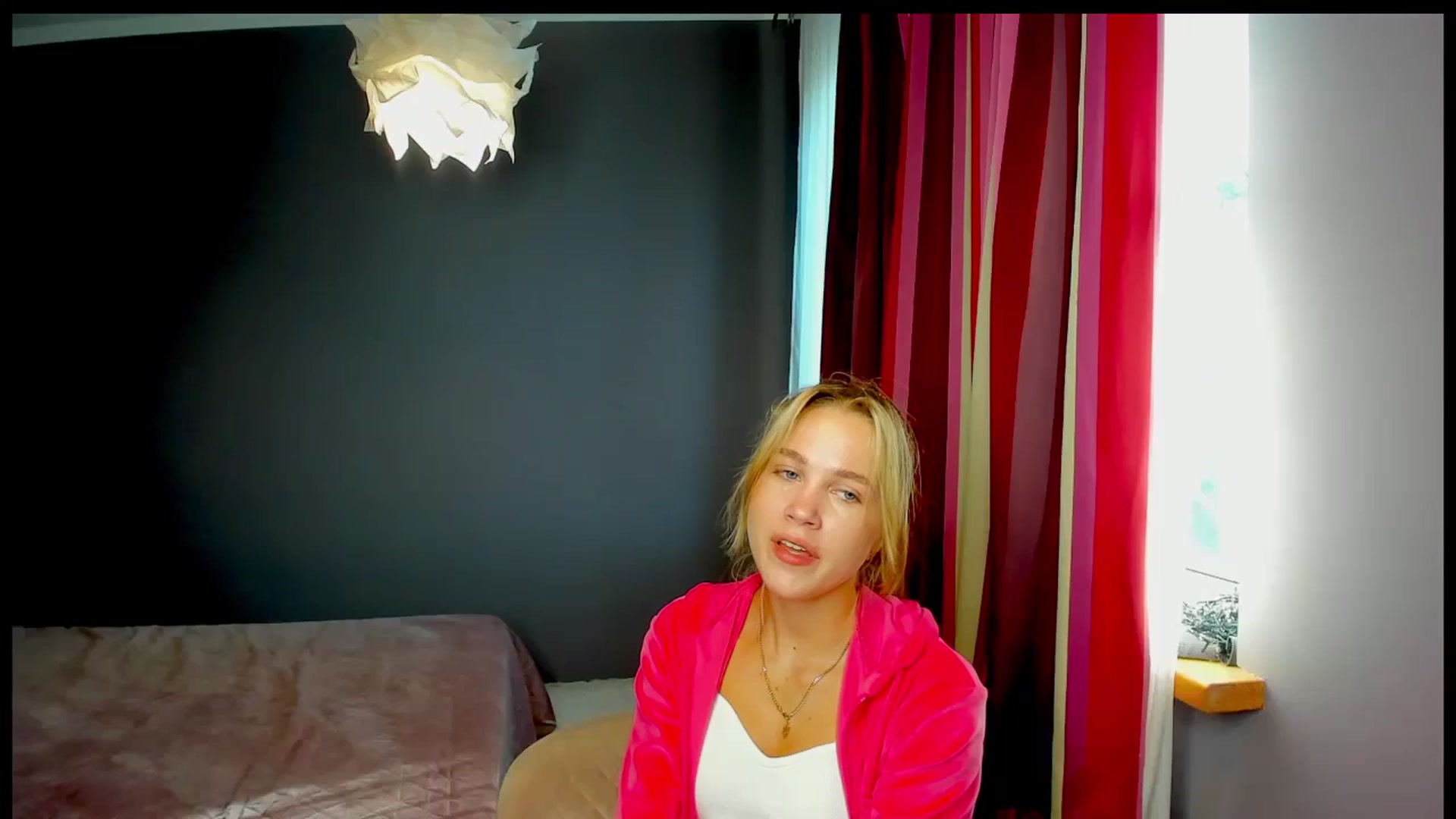 Gallery image thumbnail from Kate_Lewiss's myfreecams stream on, 10/22/2024, 06:46 image 5 of 20