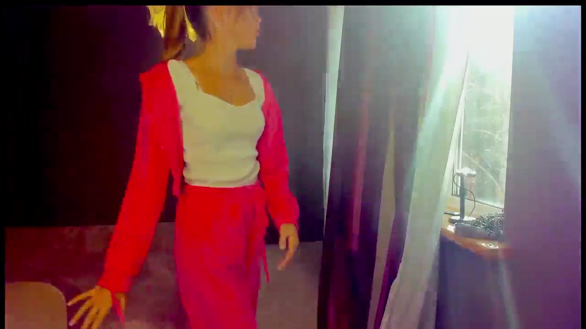 Gallery image thumbnail from Kate_Lewiss's myfreecams stream on, 10/22/2024, 08:36 image 6 of 20