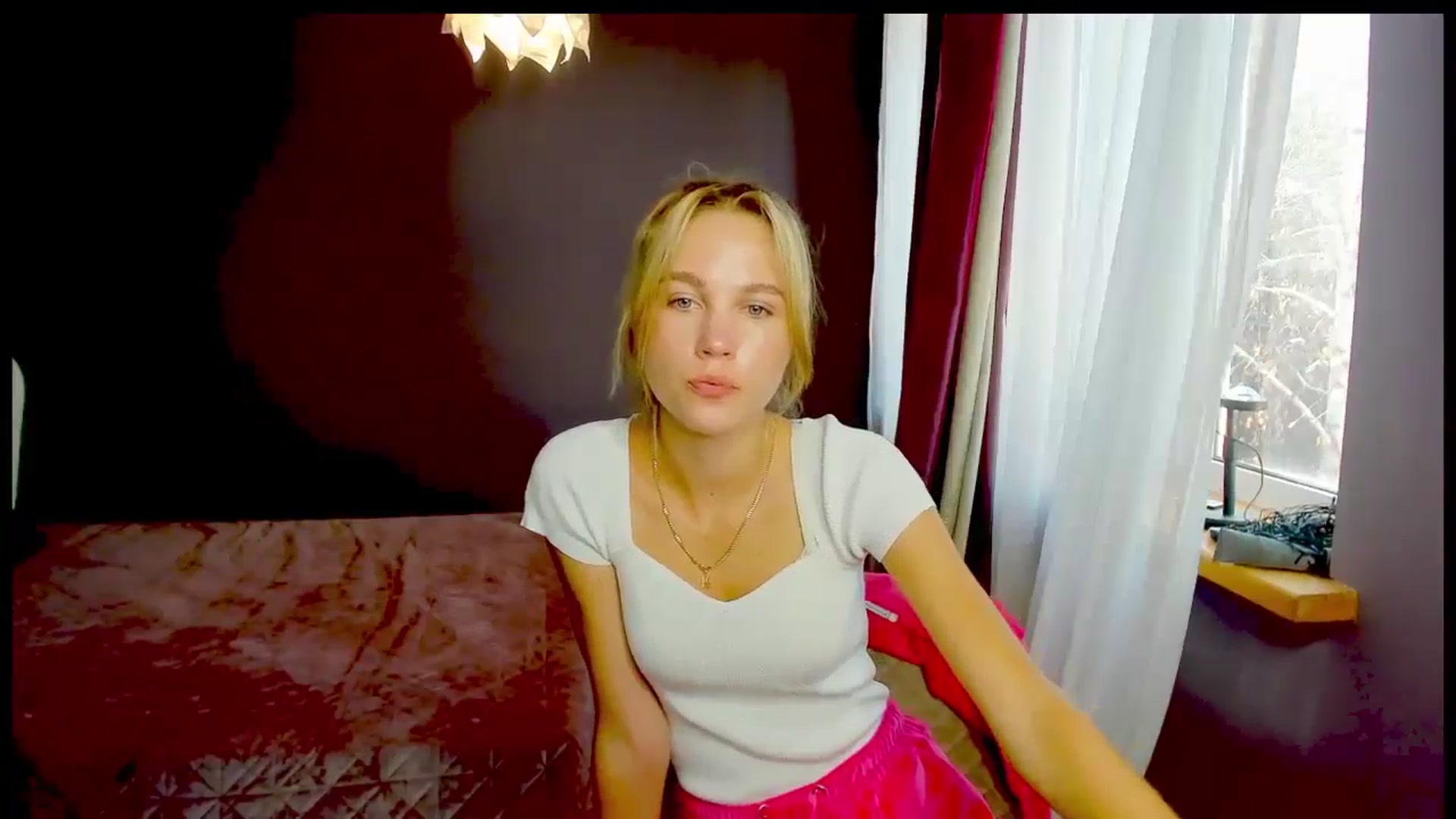 Gallery image thumbnail from Kate_Lewiss's myfreecams stream on, 10/22/2024, 09:37 image 16 of 20
