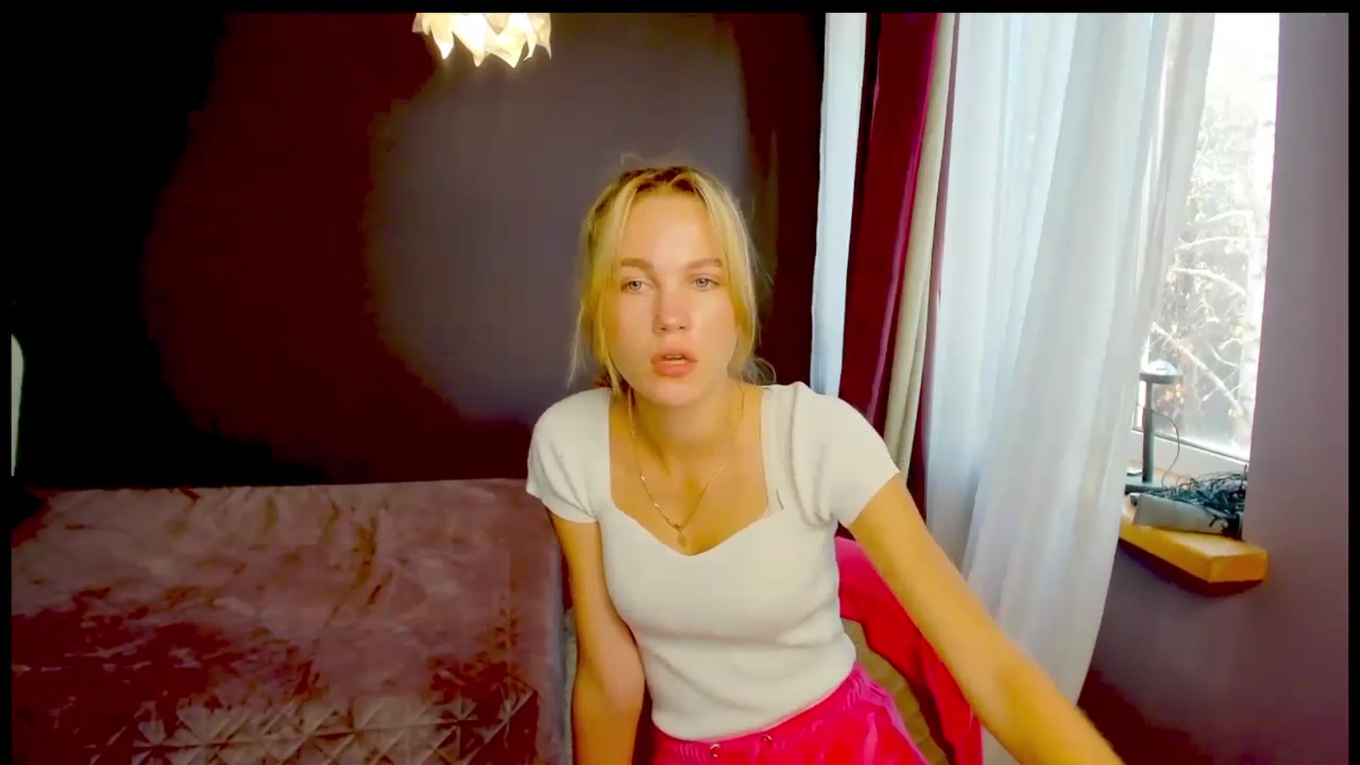 Gallery image thumbnail from Kate_Lewiss's myfreecams stream on, 10/22/2024, 09:37 image 18 of 20
