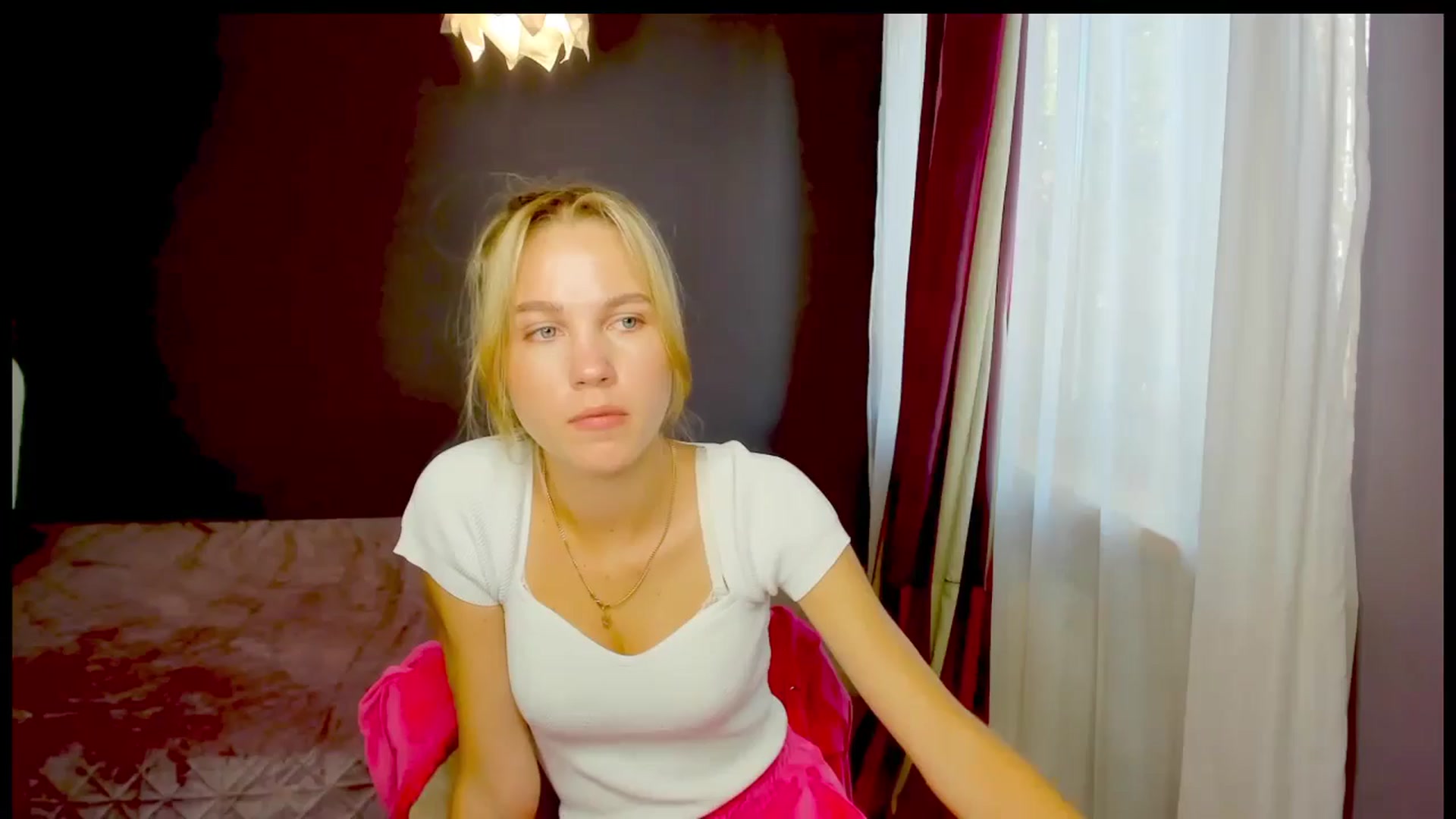 Gallery image thumbnail from Kate_Lewiss's myfreecams stream on, 10/22/2024, 10:39 image 1 of 20
