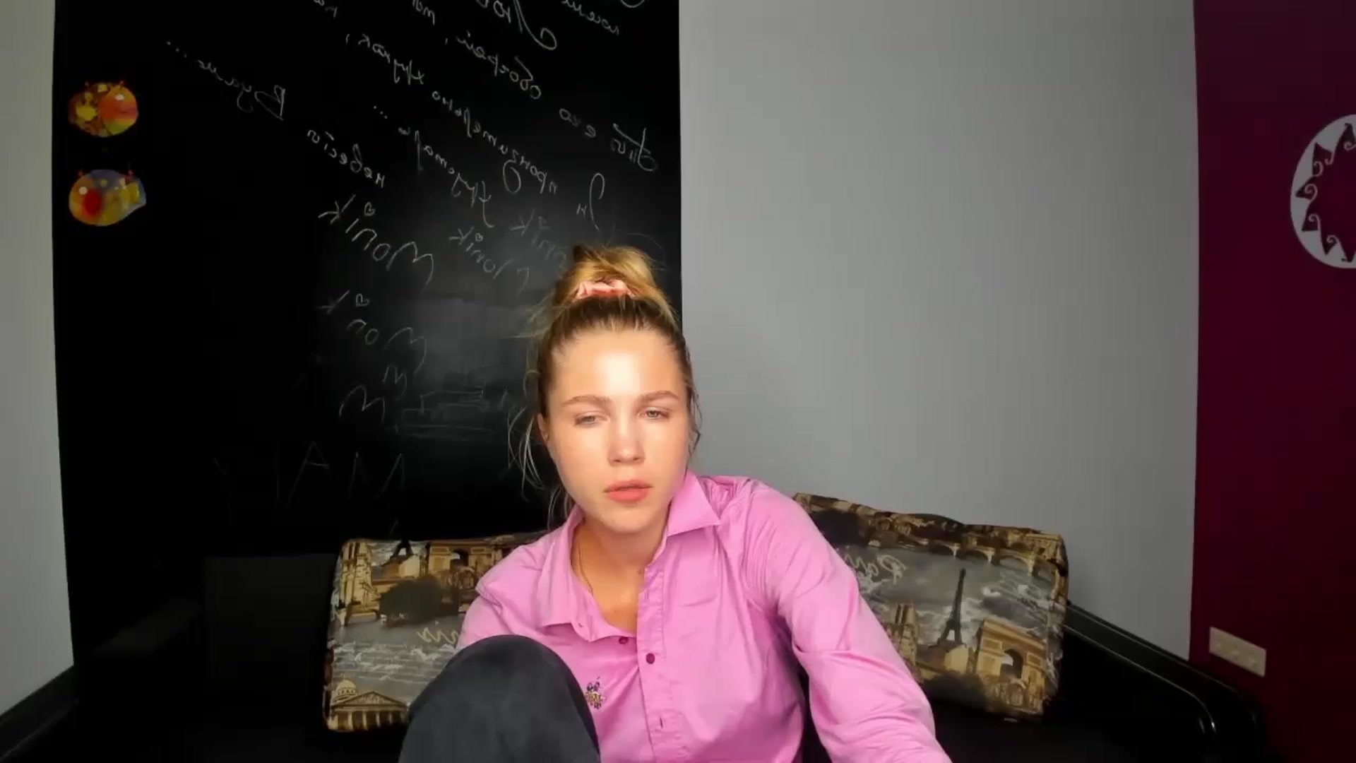 Gallery image thumbnail from Kate_Lewiss's myfreecams stream on, 10/24/2024, 15:47 image 8 of 20