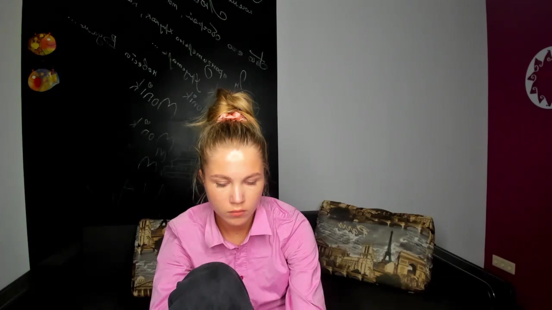 Gallery image thumbnail from Kate_Lewiss's myfreecams stream on, 10/24/2024, 15:47 image 5 of 20