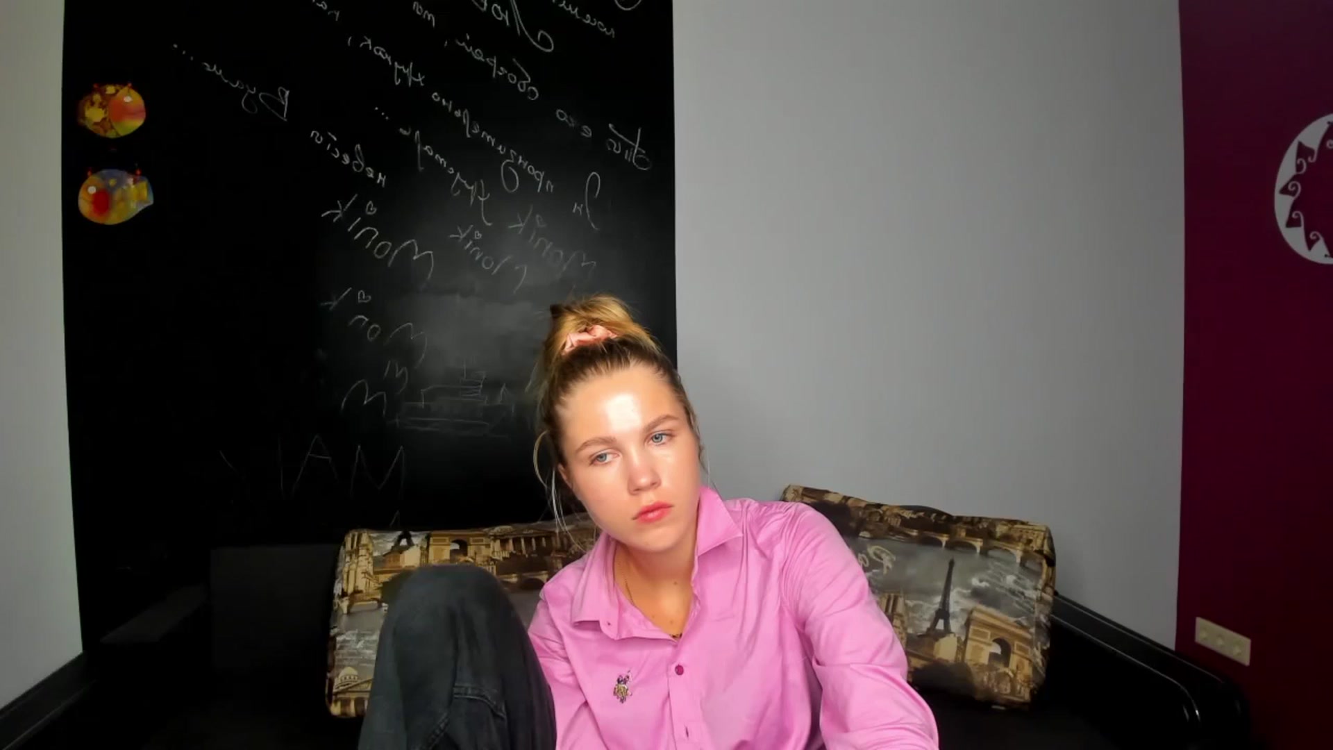 Gallery image thumbnail from Kate_Lewiss's myfreecams stream on, 10/24/2024, 17:01 image 6 of 20