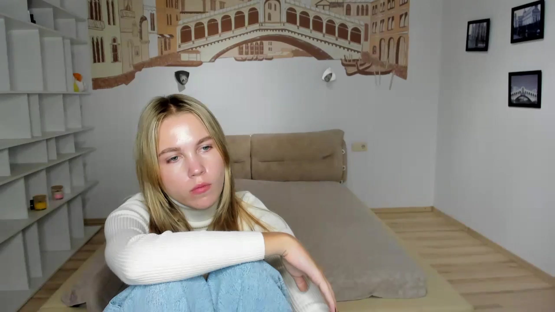 Gallery image thumbnail from Kate_Lewiss's myfreecams stream on, 10/27/2024, 08:58 image 11 of 20