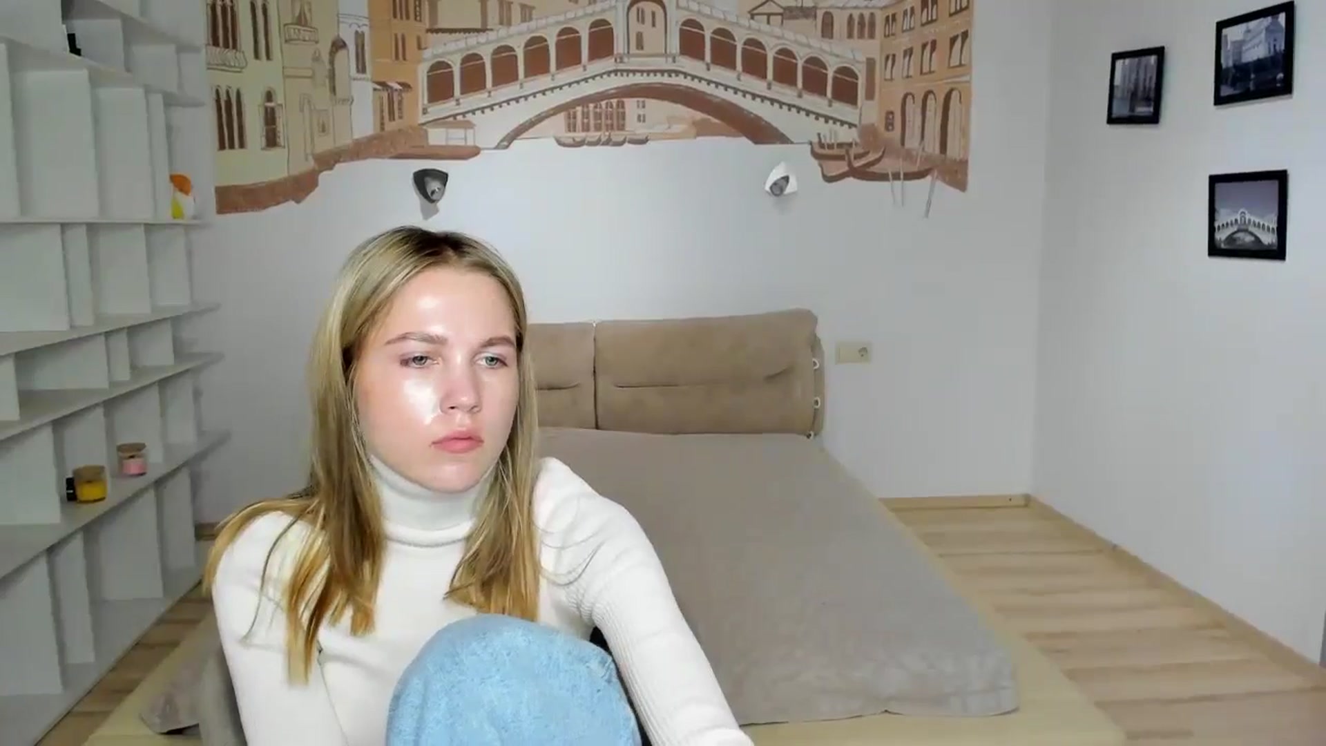 Gallery image thumbnail from Kate_Lewiss's myfreecams stream on, 10/27/2024, 10:01 image 8 of 20