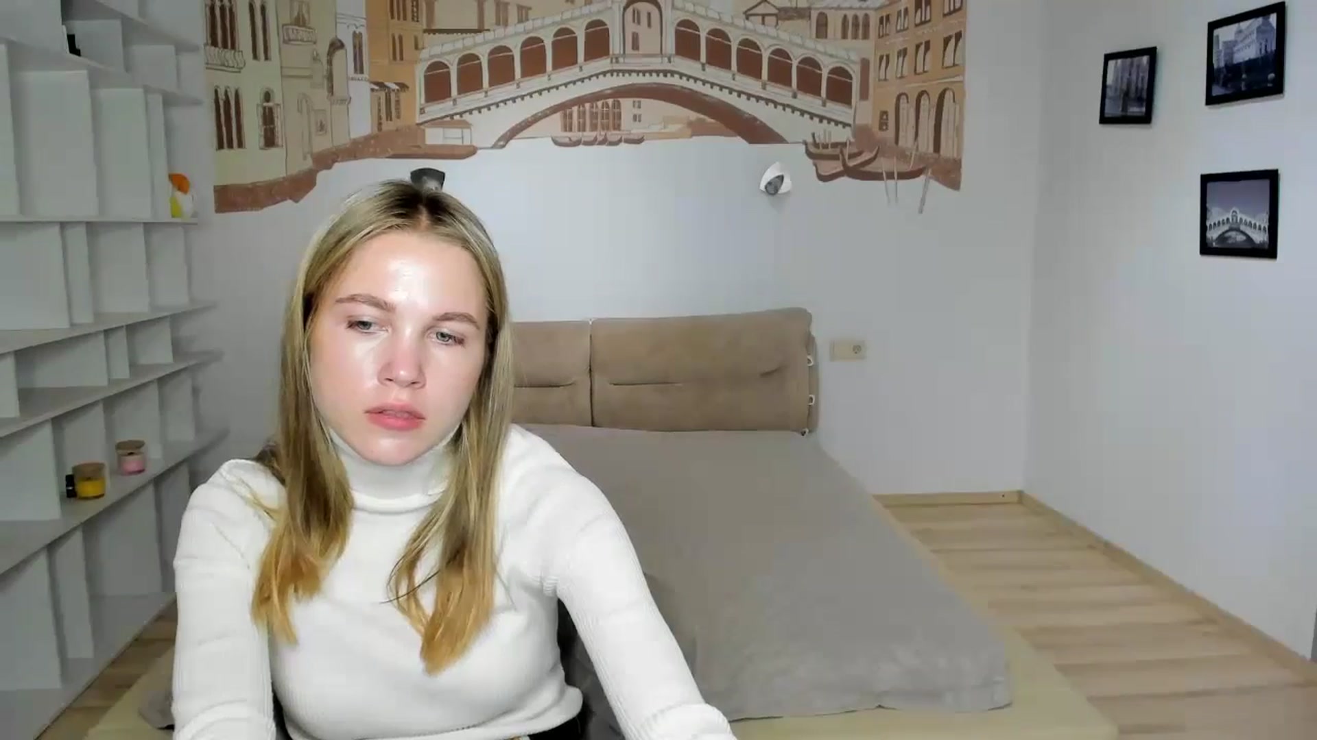 Gallery image thumbnail from Kate_Lewiss's myfreecams stream on, 10/27/2024, 10:01 image 14 of 20
