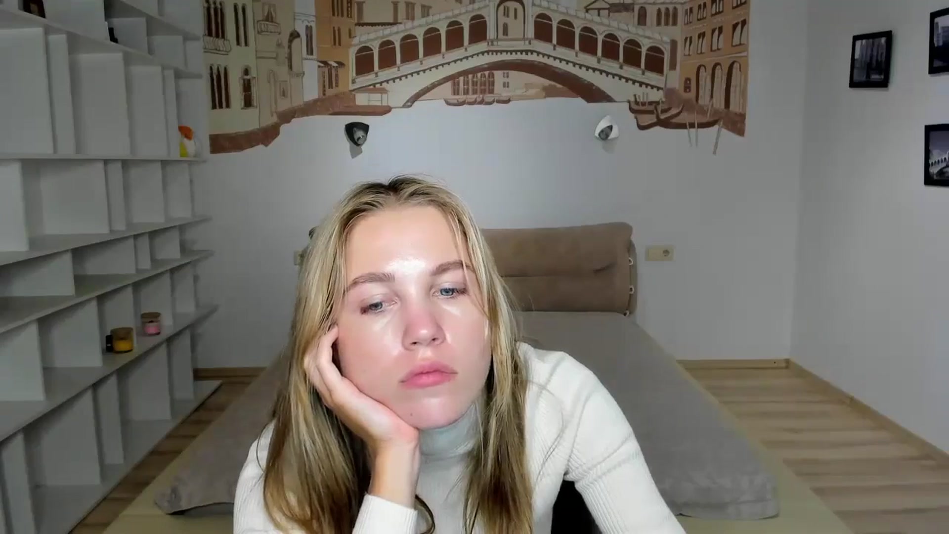 Gallery image thumbnail from Kate_Lewiss's myfreecams stream on, 10/27/2024, 10:46 image 13 of 20
