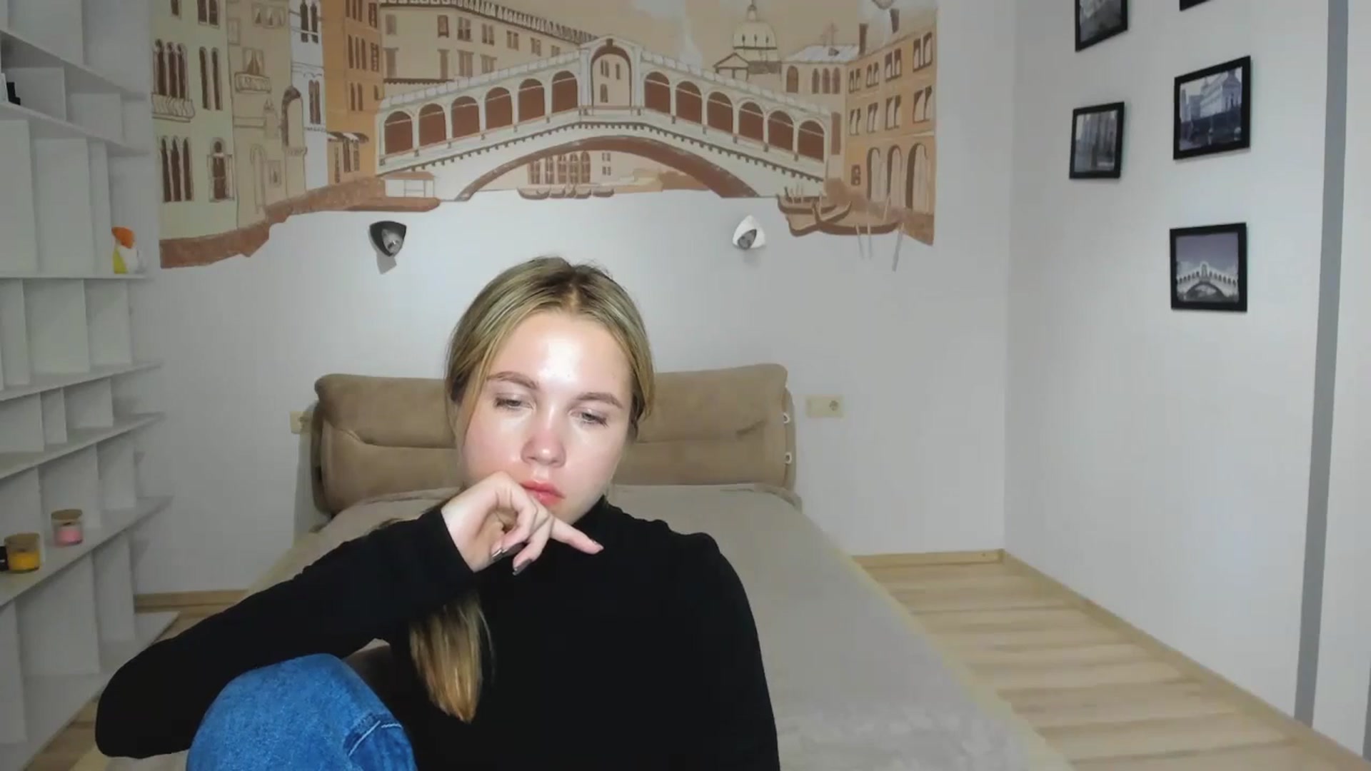 Gallery image thumbnail from Kate_Lewiss's myfreecams stream on, 10/28/2024, 11:53 image 19 of 20