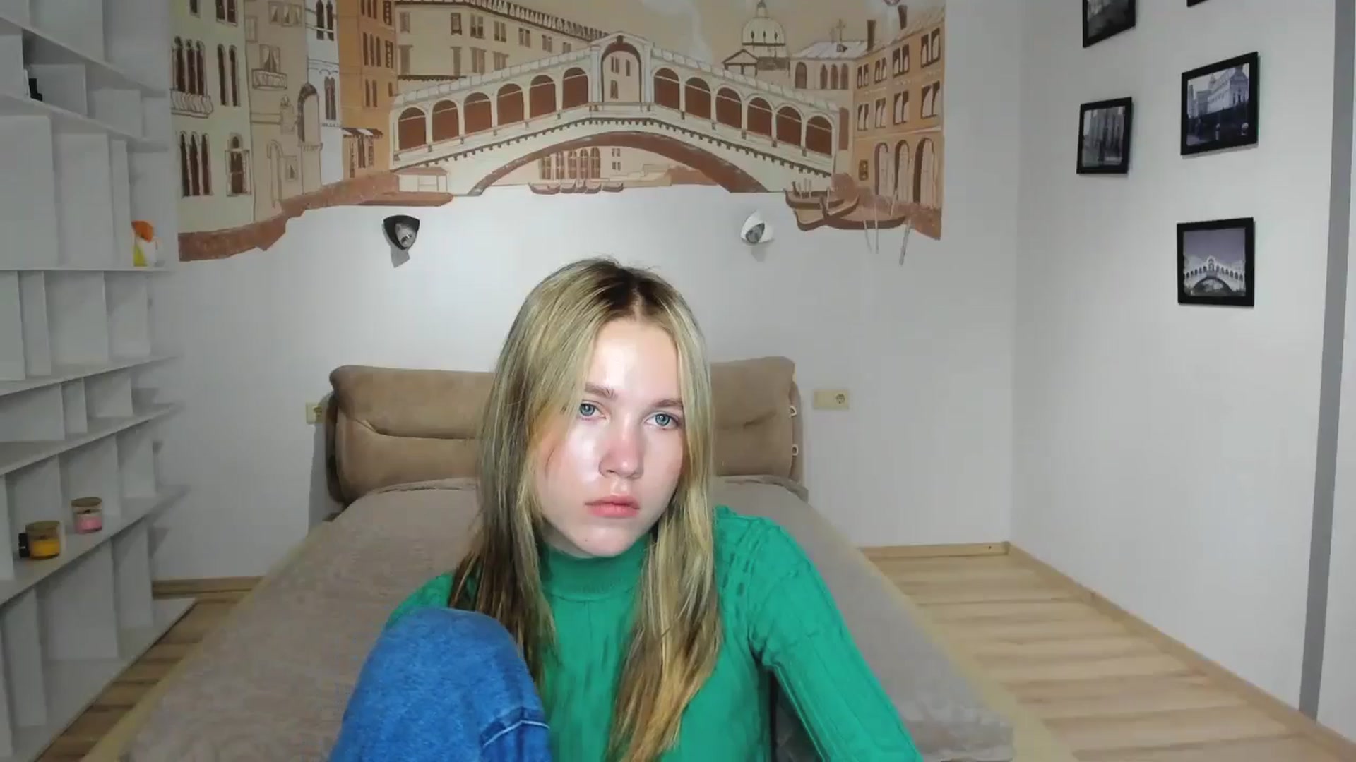 Gallery image thumbnail from Kate_Lewiss's myfreecams stream on, 10/29/2024, 07:37 image 13 of 20