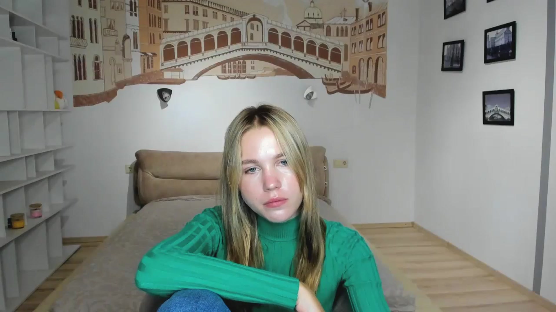 Gallery image thumbnail from Kate_Lewiss's myfreecams stream on, 10/29/2024, 07:37 image 8 of 20