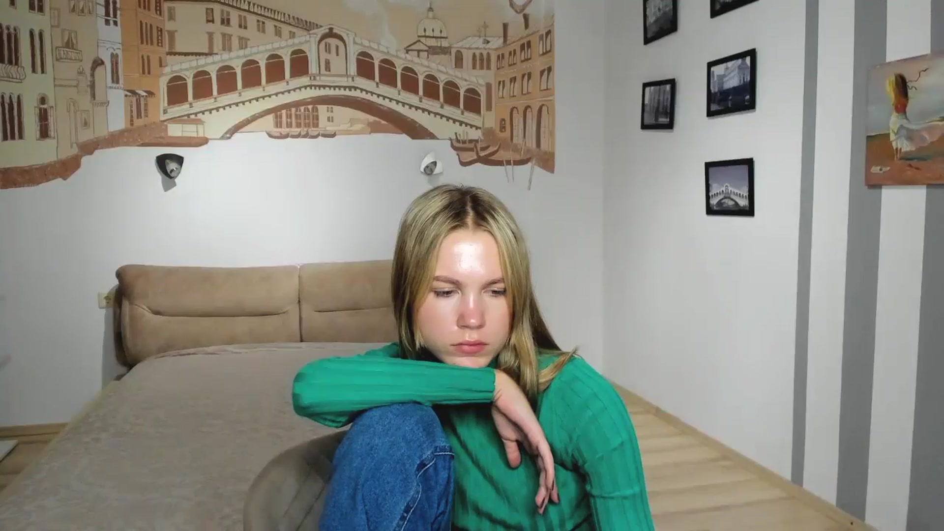 Gallery image thumbnail from Kate_Lewiss's myfreecams stream on, 10/29/2024, 12:04 image 11 of 20