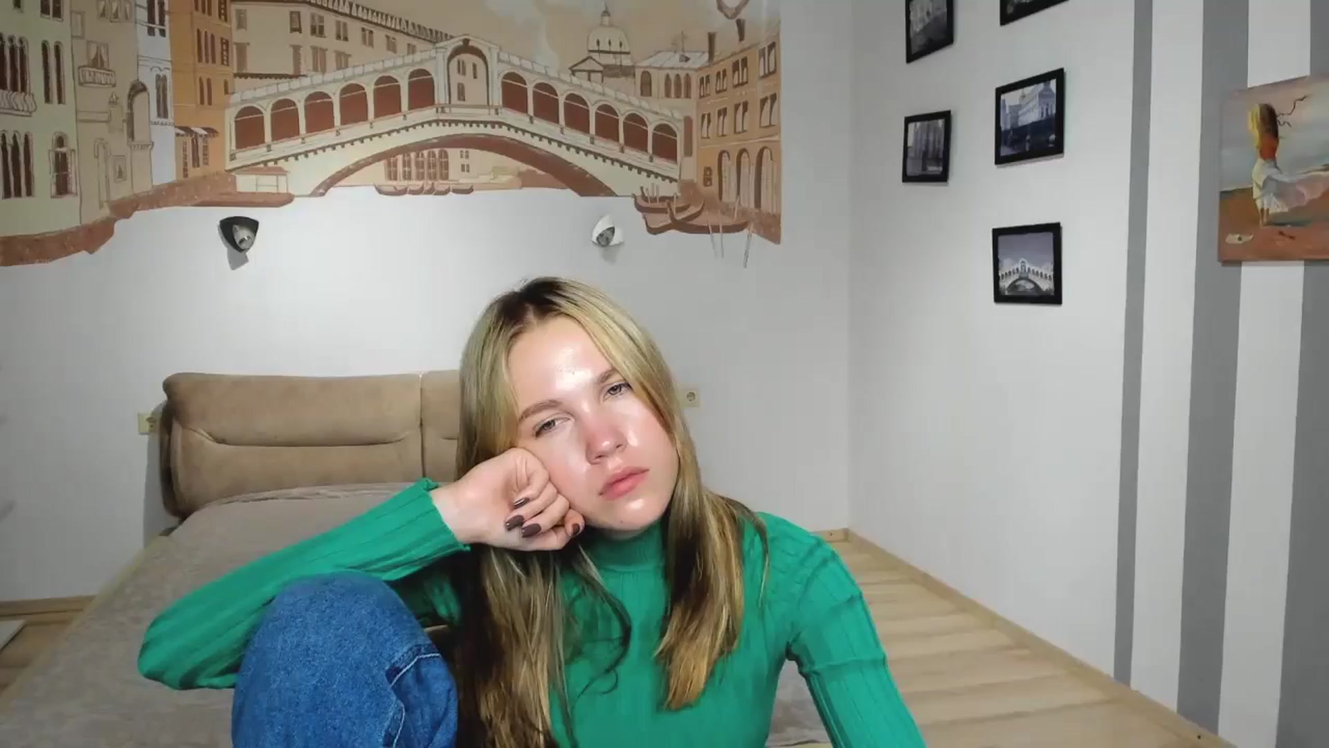 Gallery image thumbnail from Kate_Lewiss's myfreecams stream on, 10/29/2024, 12:04 image 5 of 20