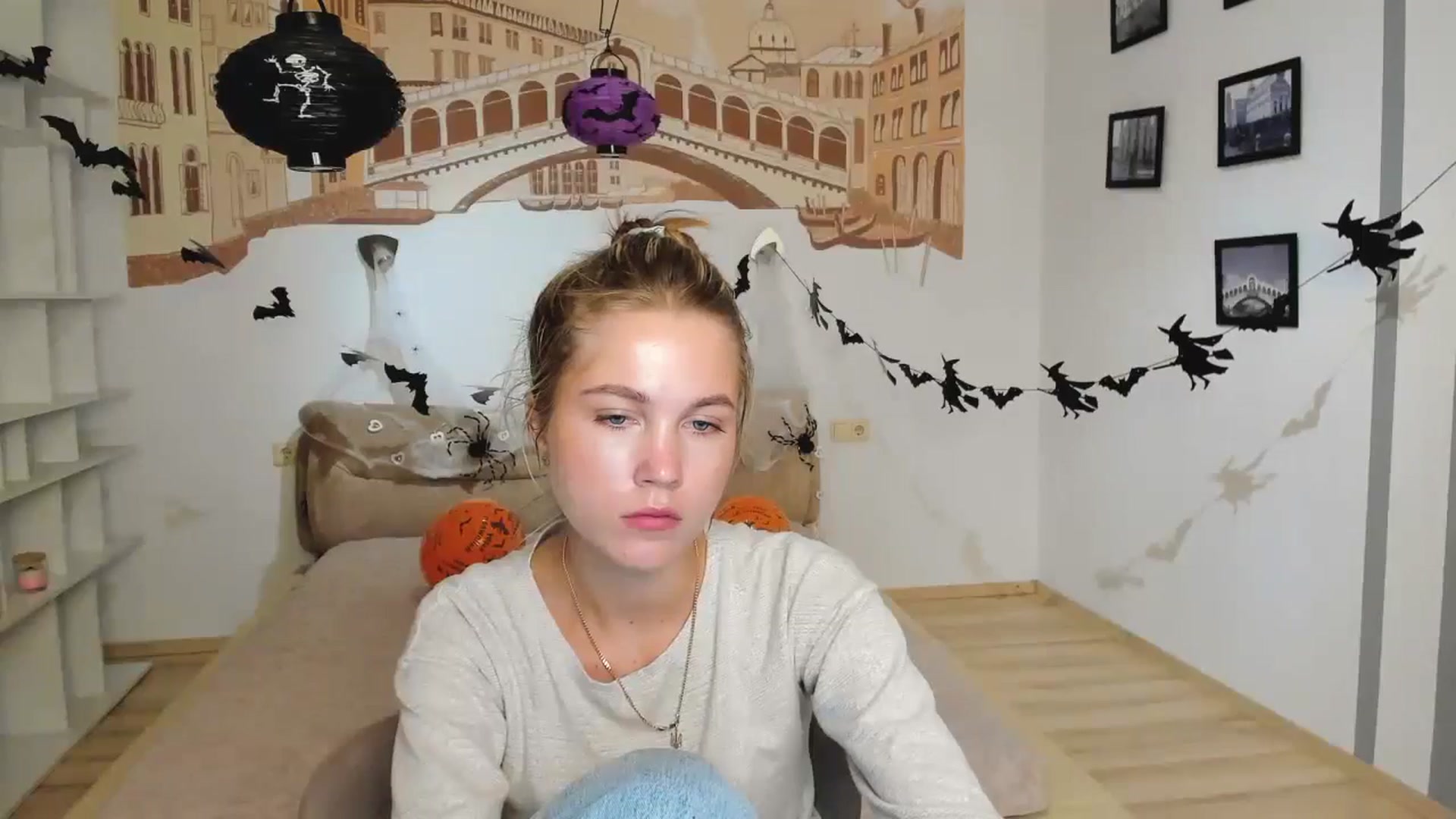 Gallery image thumbnail from Kate_Lewiss's myfreecams stream on, 10/30/2024, 09:58 image 14 of 20