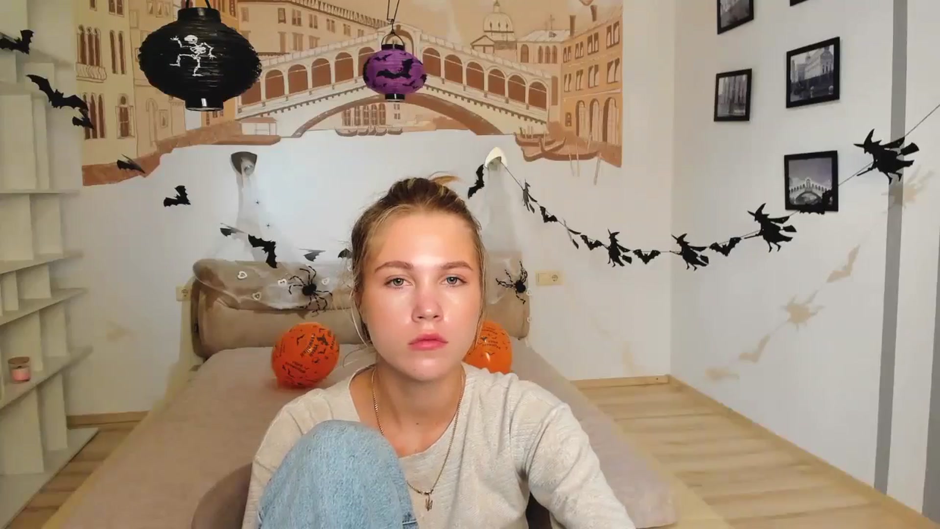 Gallery image thumbnail from Kate_Lewiss's myfreecams stream on, 10/30/2024, 09:58 image 5 of 20