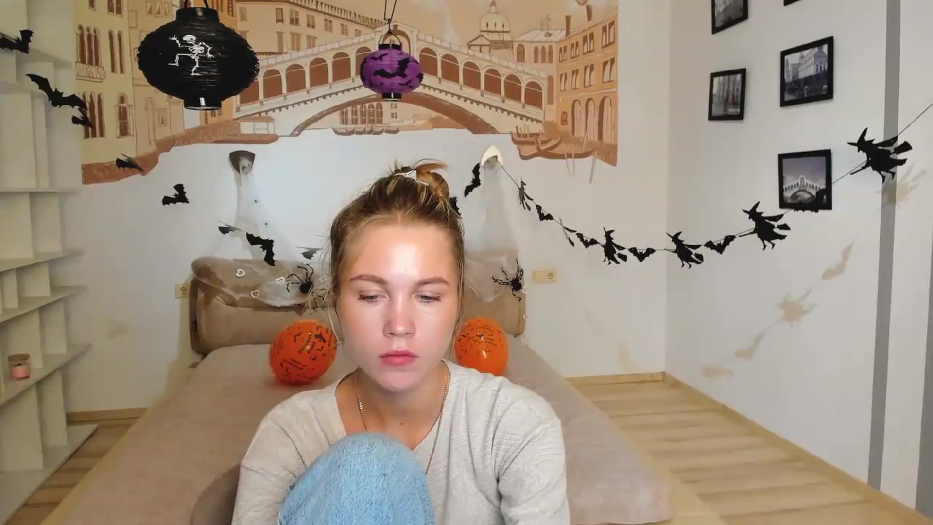 Gallery image thumbnail from Kate_Lewiss's myfreecams stream on, 10/30/2024, 09:58 image 4 of 20