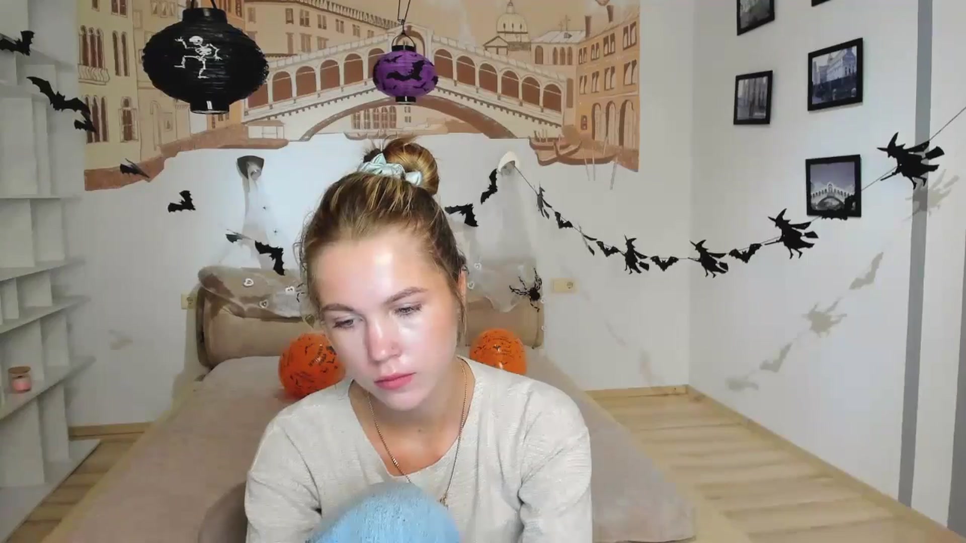 Gallery image thumbnail from Kate_Lewiss's myfreecams stream on, 10/30/2024, 09:58 image 20 of 20