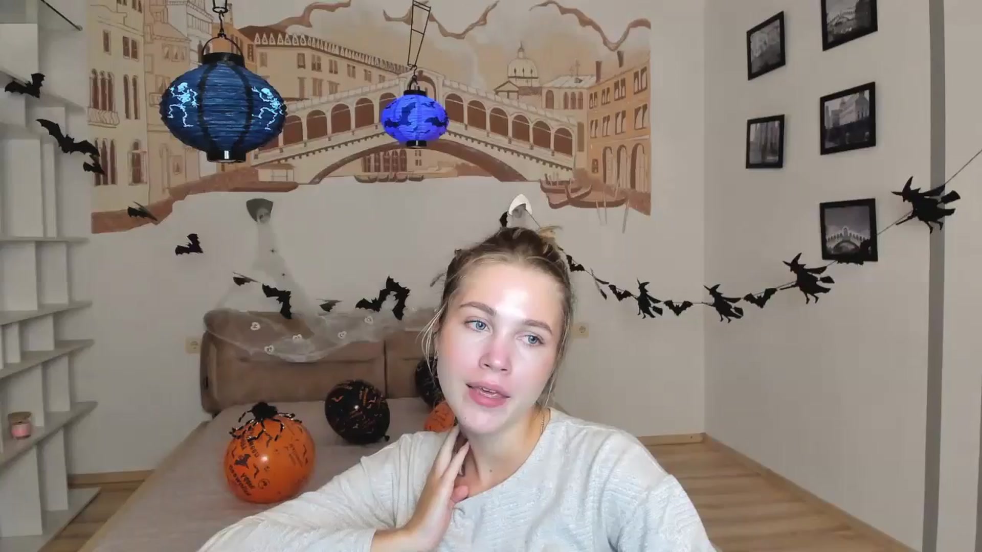 Gallery image thumbnail from Kate_Lewiss's myfreecams stream on, 10/30/2024, 12:06 image 12 of 20
