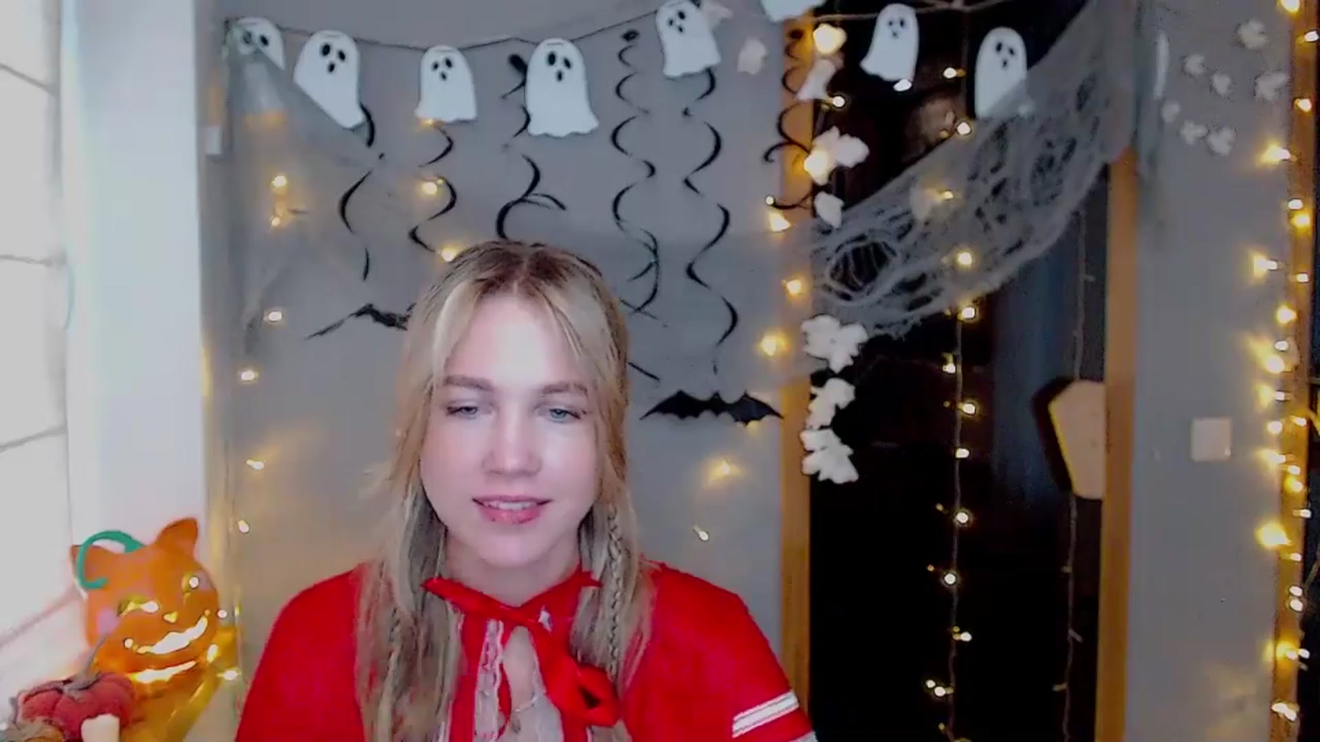Gallery image thumbnail from Kate_Lewiss's myfreecams stream on, 10/31/2024, 10:53 image 4 of 20