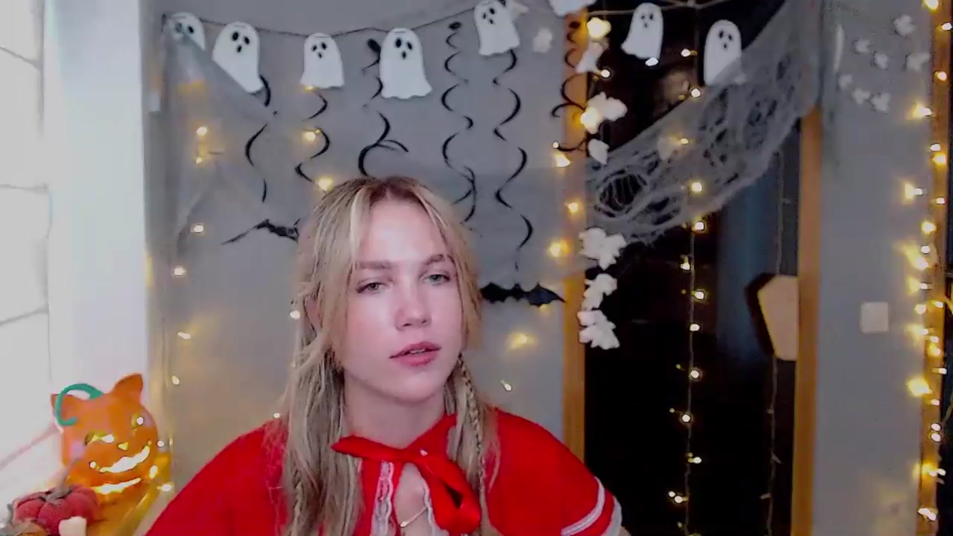 Gallery image thumbnail from Kate_Lewiss's myfreecams stream on, 10/31/2024, 10:53 image 5 of 20