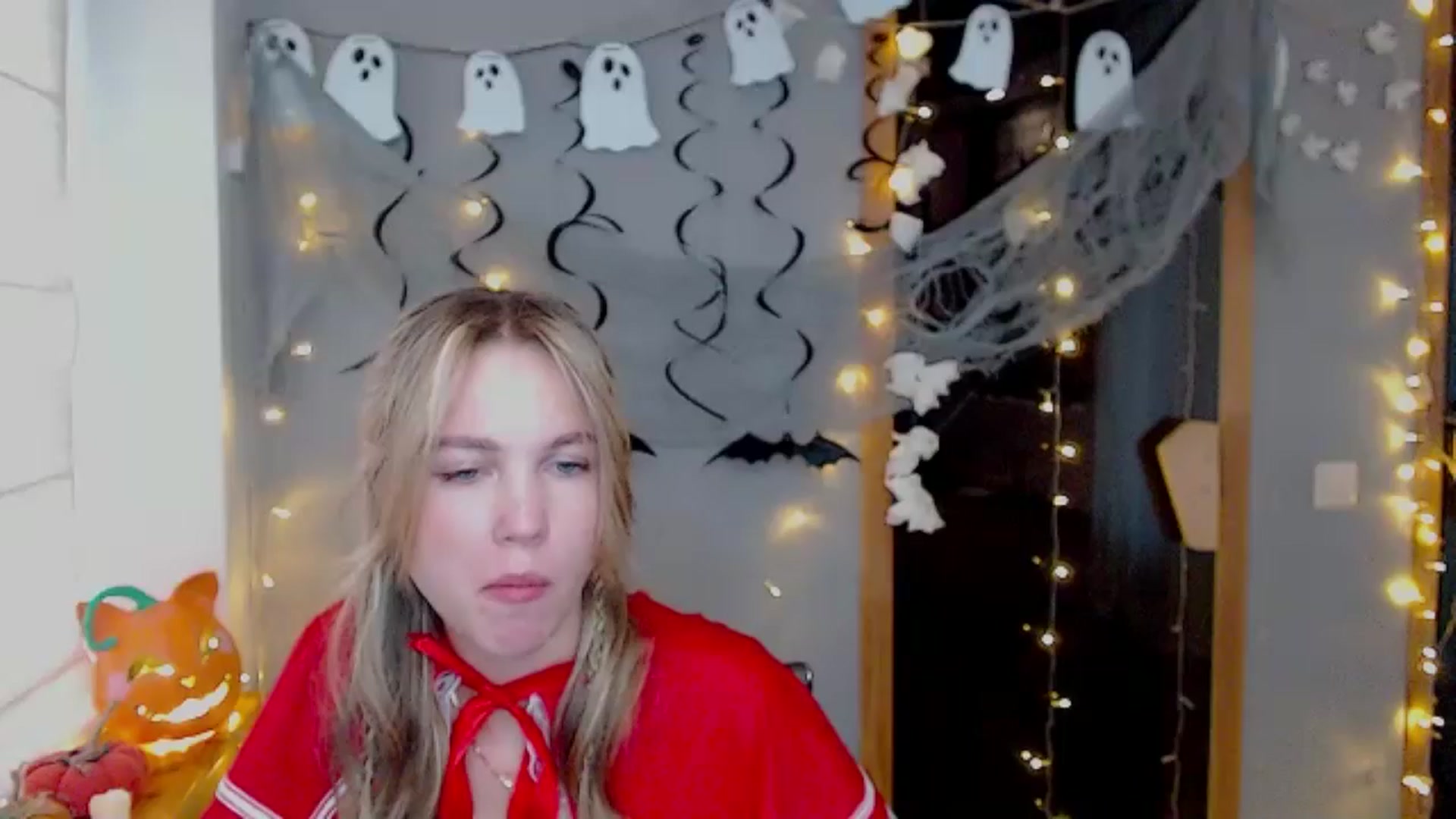 Gallery image thumbnail from Kate_Lewiss's myfreecams stream on, 10/31/2024, 12:07 image 1 of 20