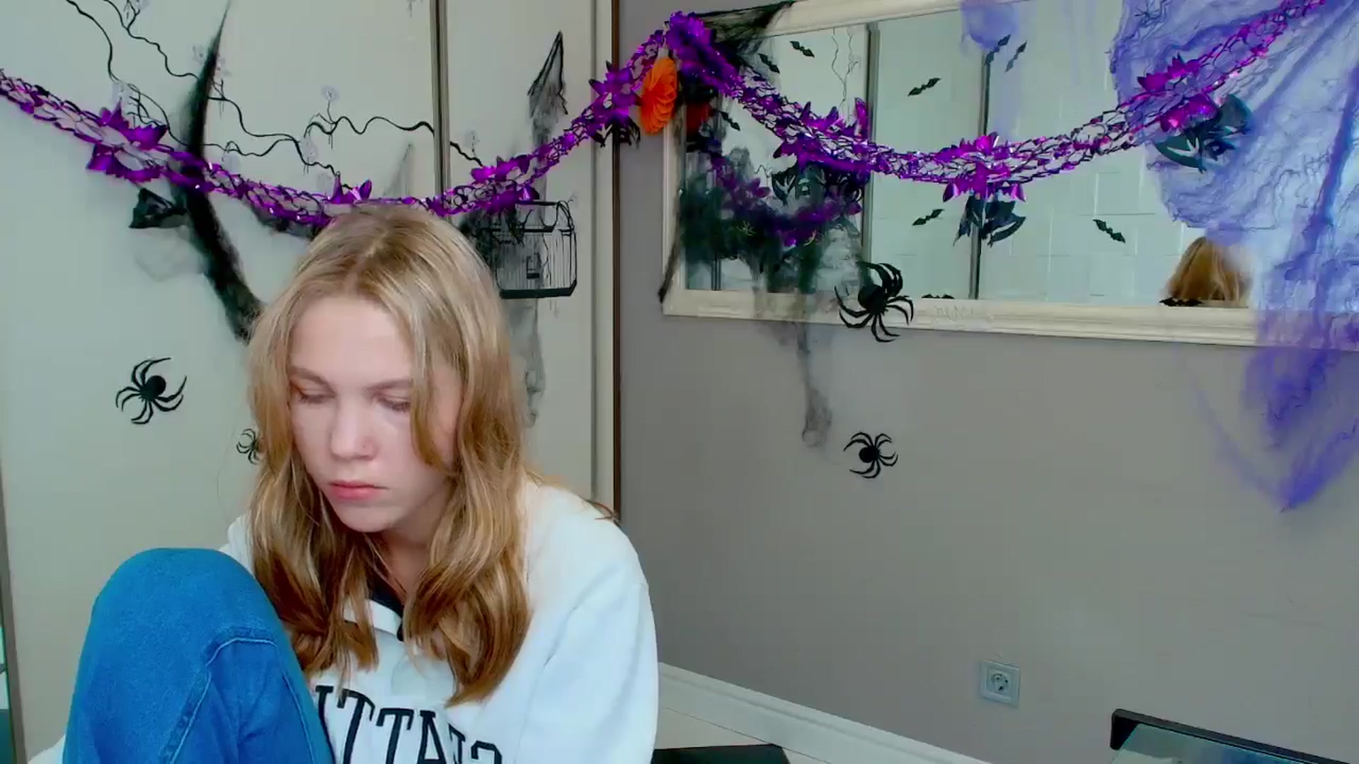 Gallery image thumbnail from Kate_Lewiss's myfreecams stream on, 11/01/2024, 09:58 image 7 of 20