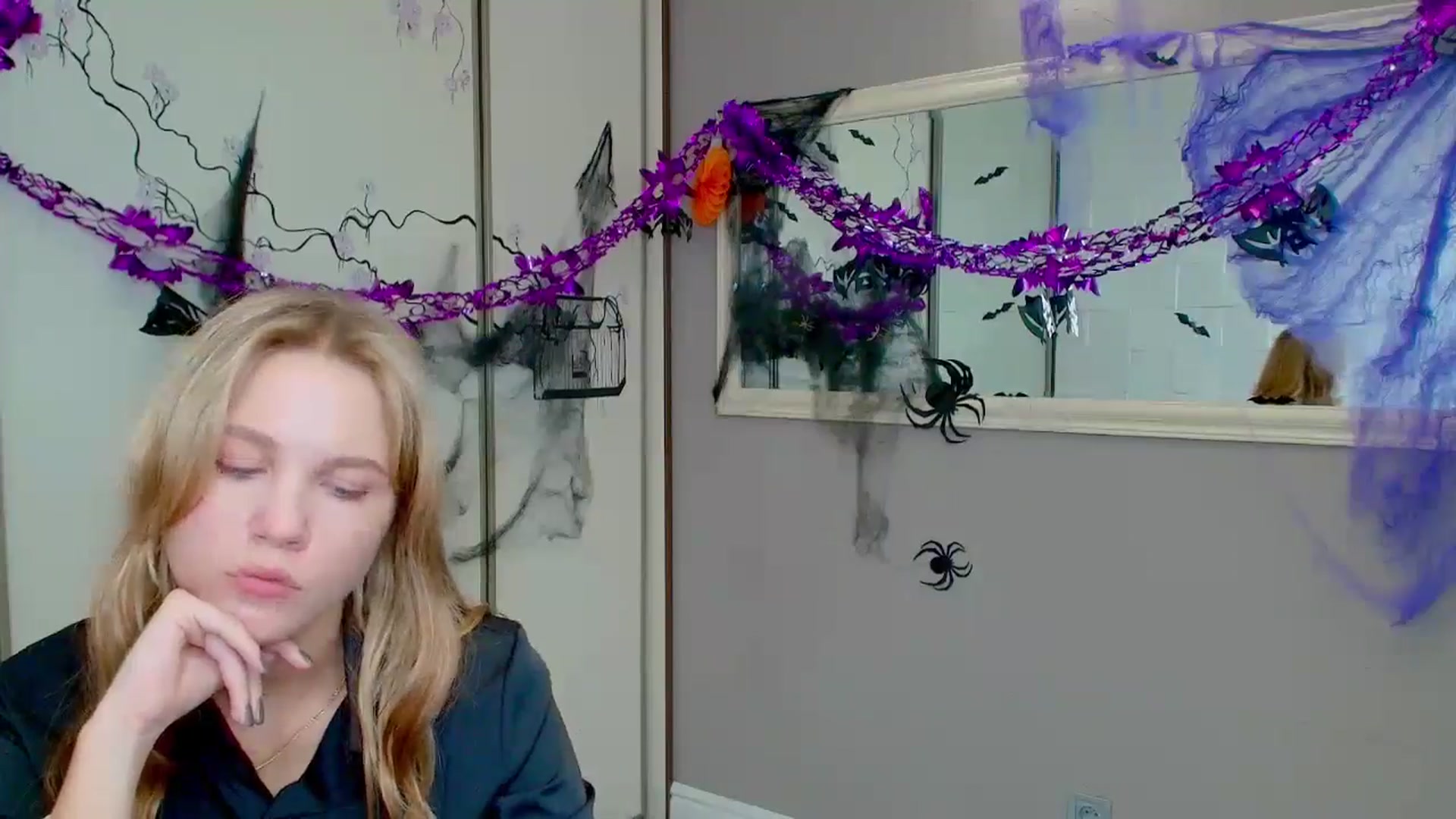 Gallery image thumbnail from Kate_Lewiss's myfreecams stream on, 11/01/2024, 10:59 image 17 of 20