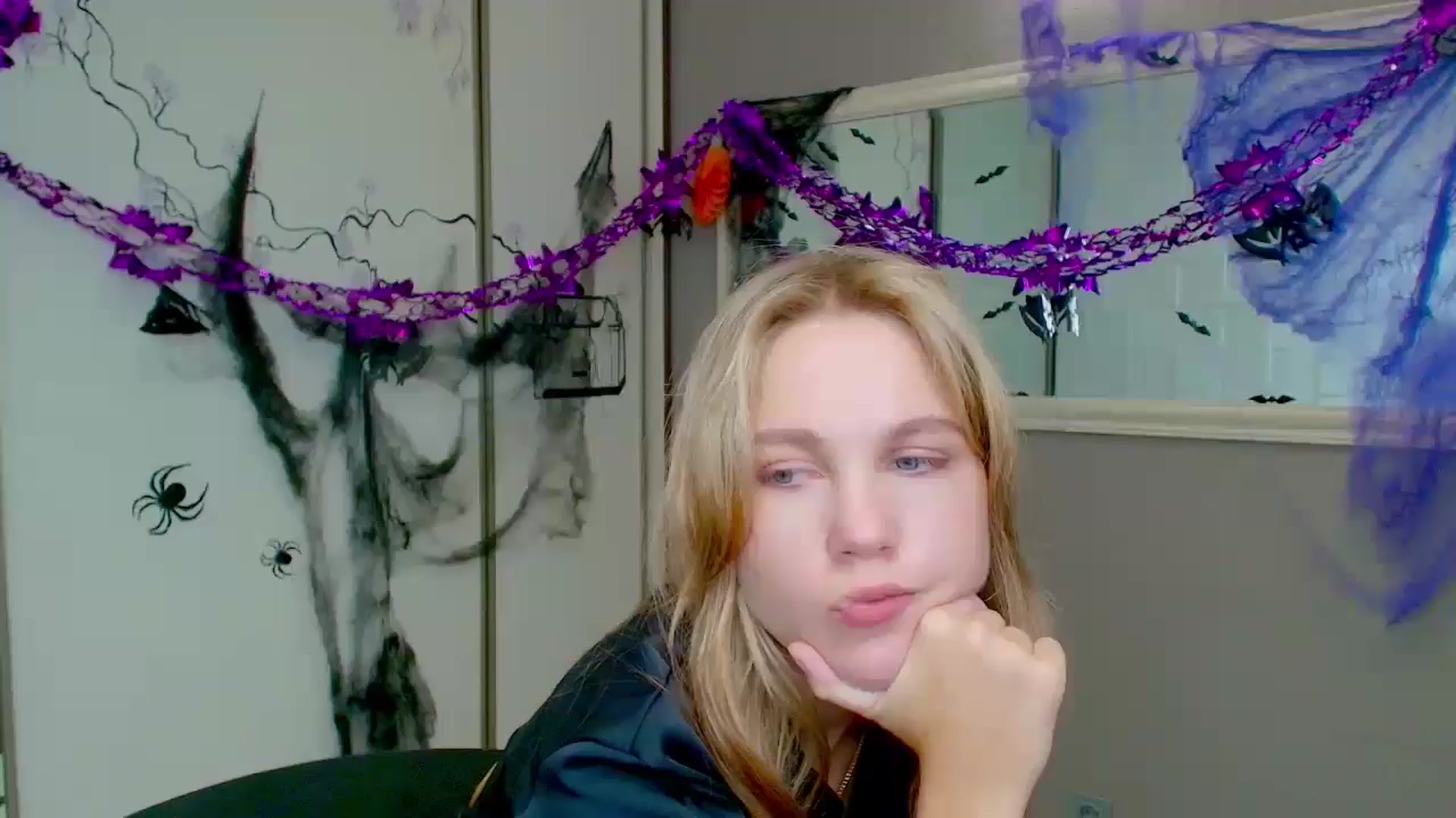 Gallery image thumbnail from Kate_Lewiss's myfreecams stream on, 11/01/2024, 12:02 image 1 of 20