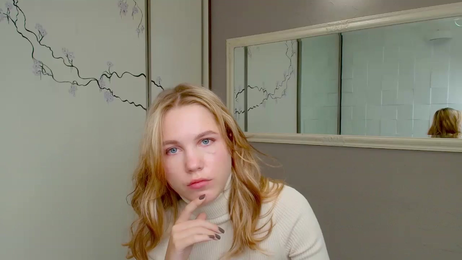 Gallery image thumbnail from Kate_Lewiss's myfreecams stream on, 11/05/2024, 12:06 image 18 of 20