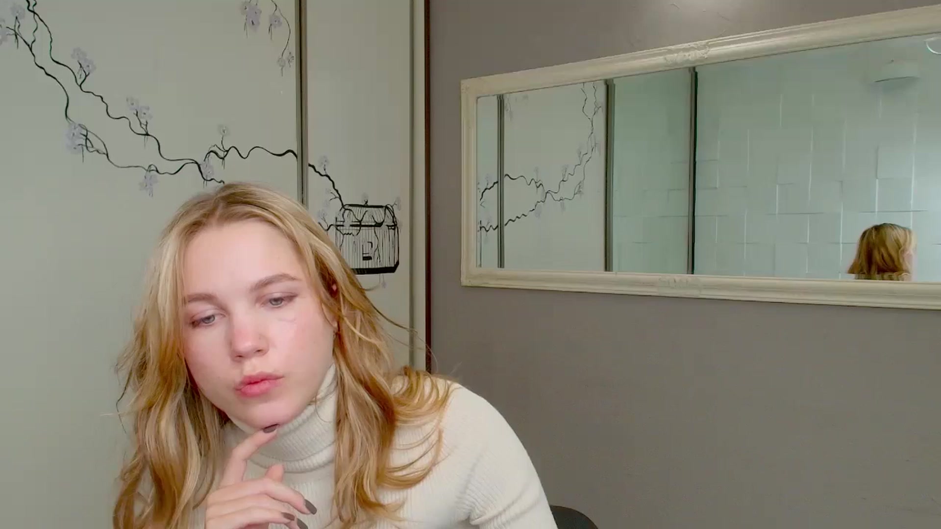 Gallery image thumbnail from Kate_Lewiss's myfreecams stream on, 11/05/2024, 12:06 image 17 of 20