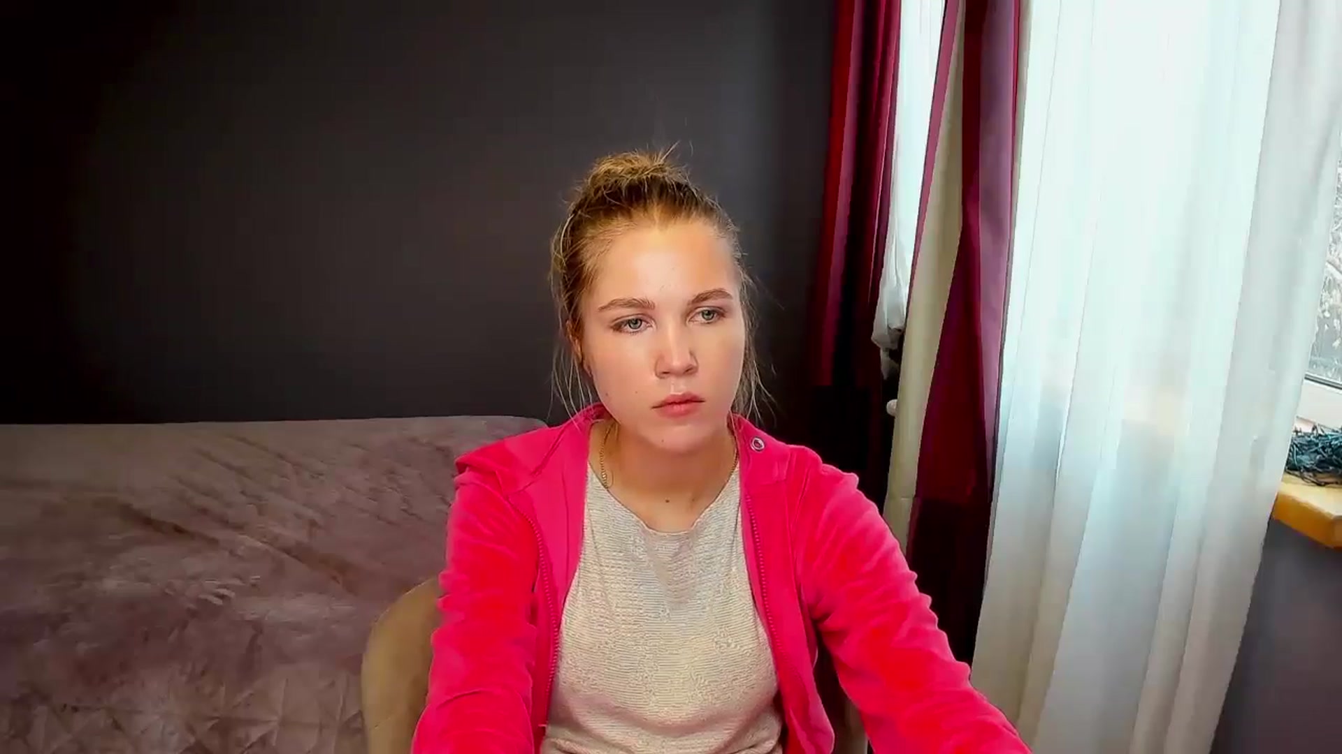 Gallery image thumbnail from Kate_Lewiss's myfreecams stream on, 11/06/2024, 09:38 image 11 of 20