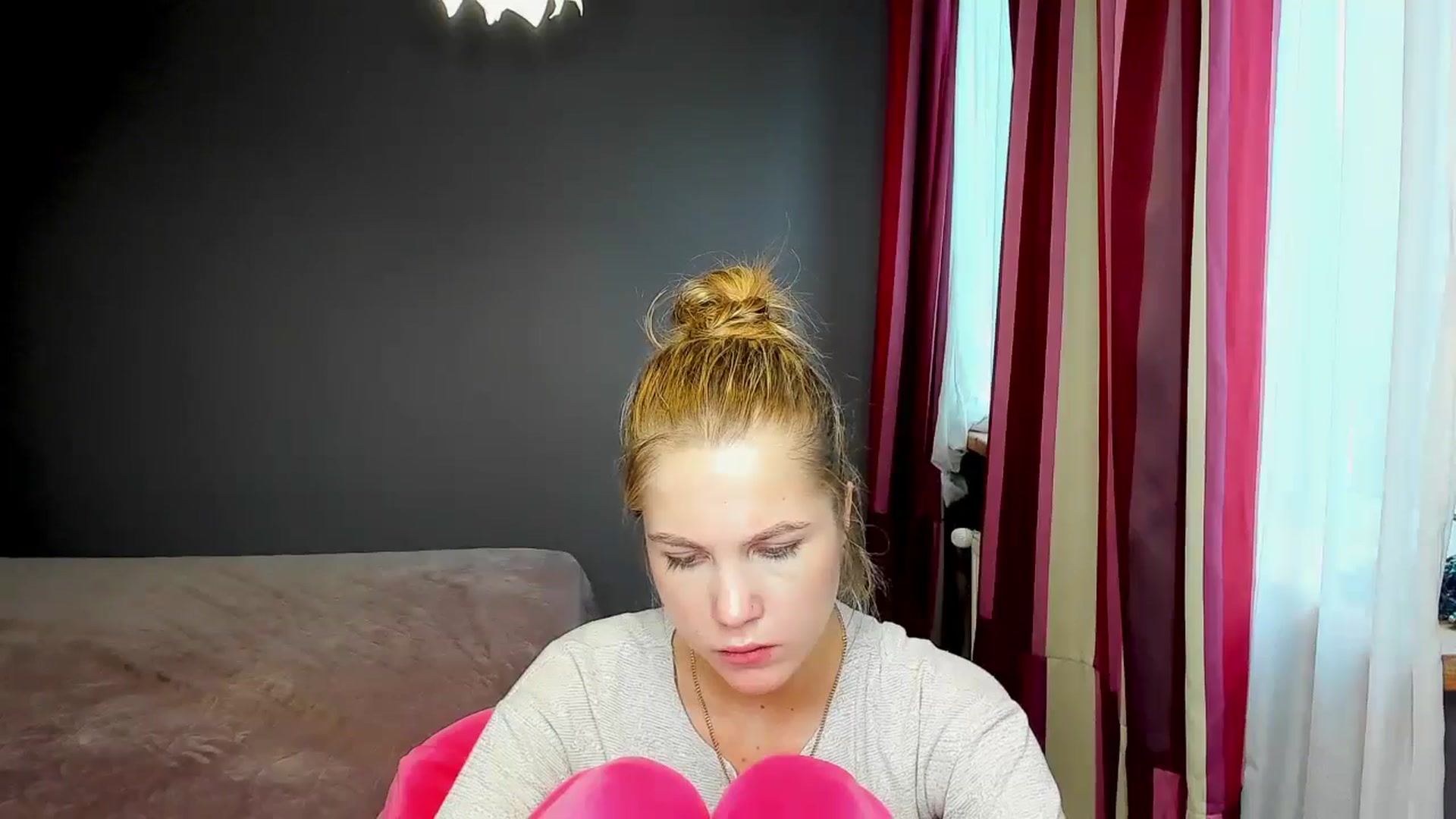 Gallery image thumbnail from Kate_Lewiss's myfreecams stream on, 11/06/2024, 12:01 image 20 of 20