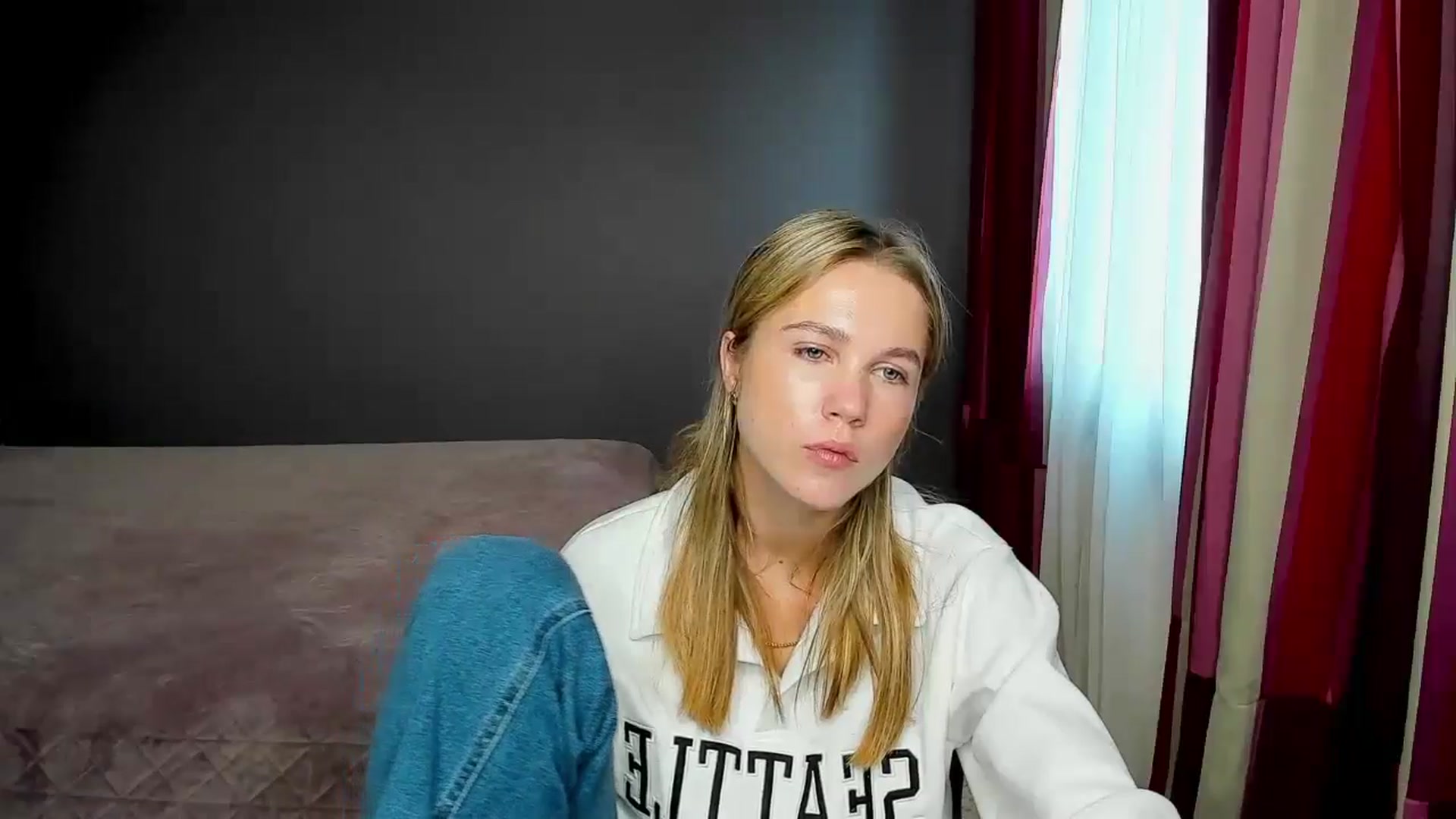 Gallery image thumbnail from Kate_Lewiss's myfreecams stream on, 11/07/2024, 08:22 image 11 of 20